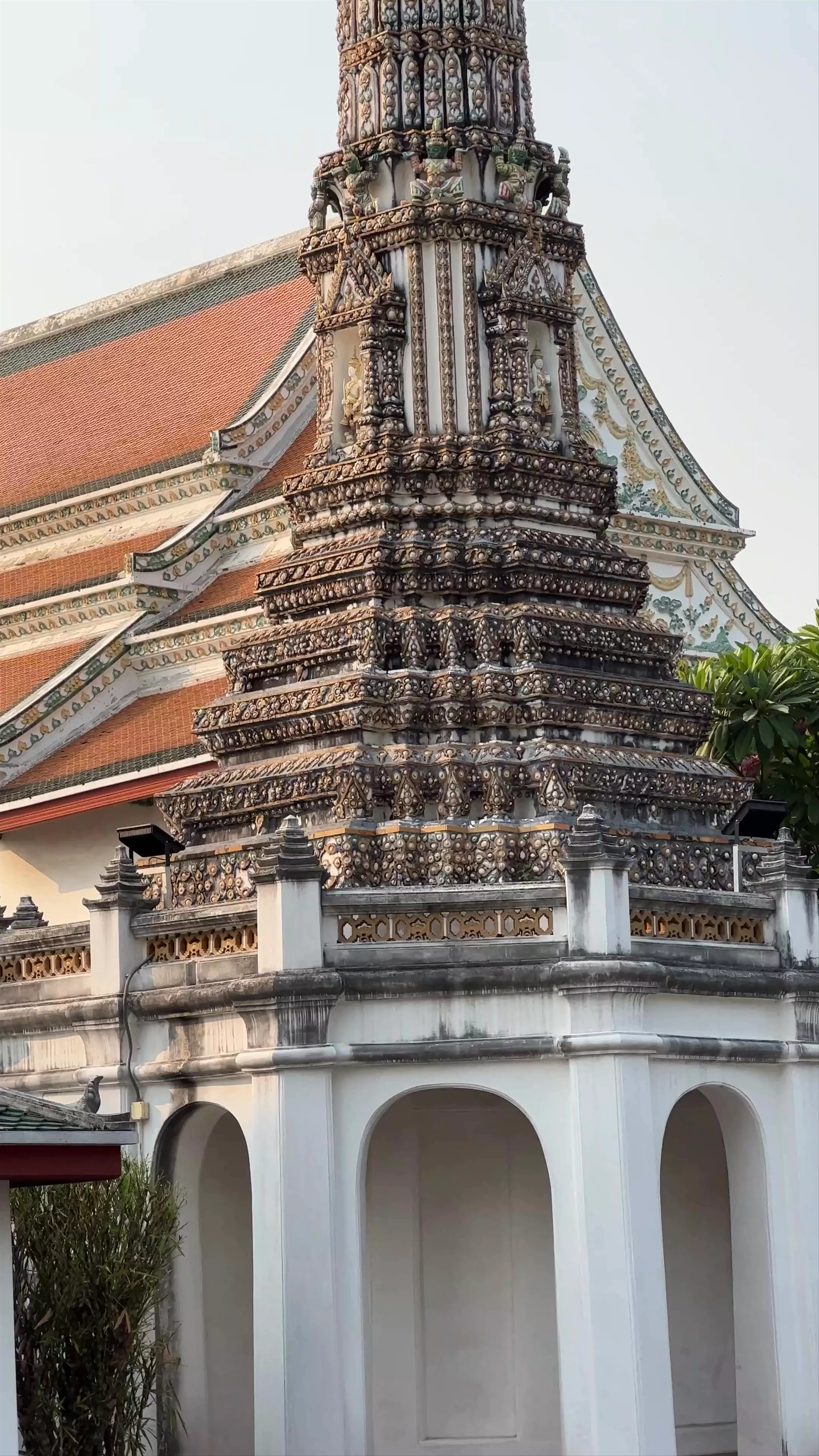 Wat Thep Thidaram Worawihan