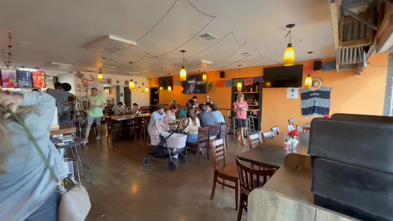 Los Molcas Taco Bar And Grill - Tacos Near Me - Arlington, Texas