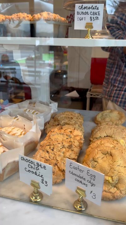 The Lost Lamb - Patisserie/Cake Shop Near Me - Stockbridge, Massachusetts