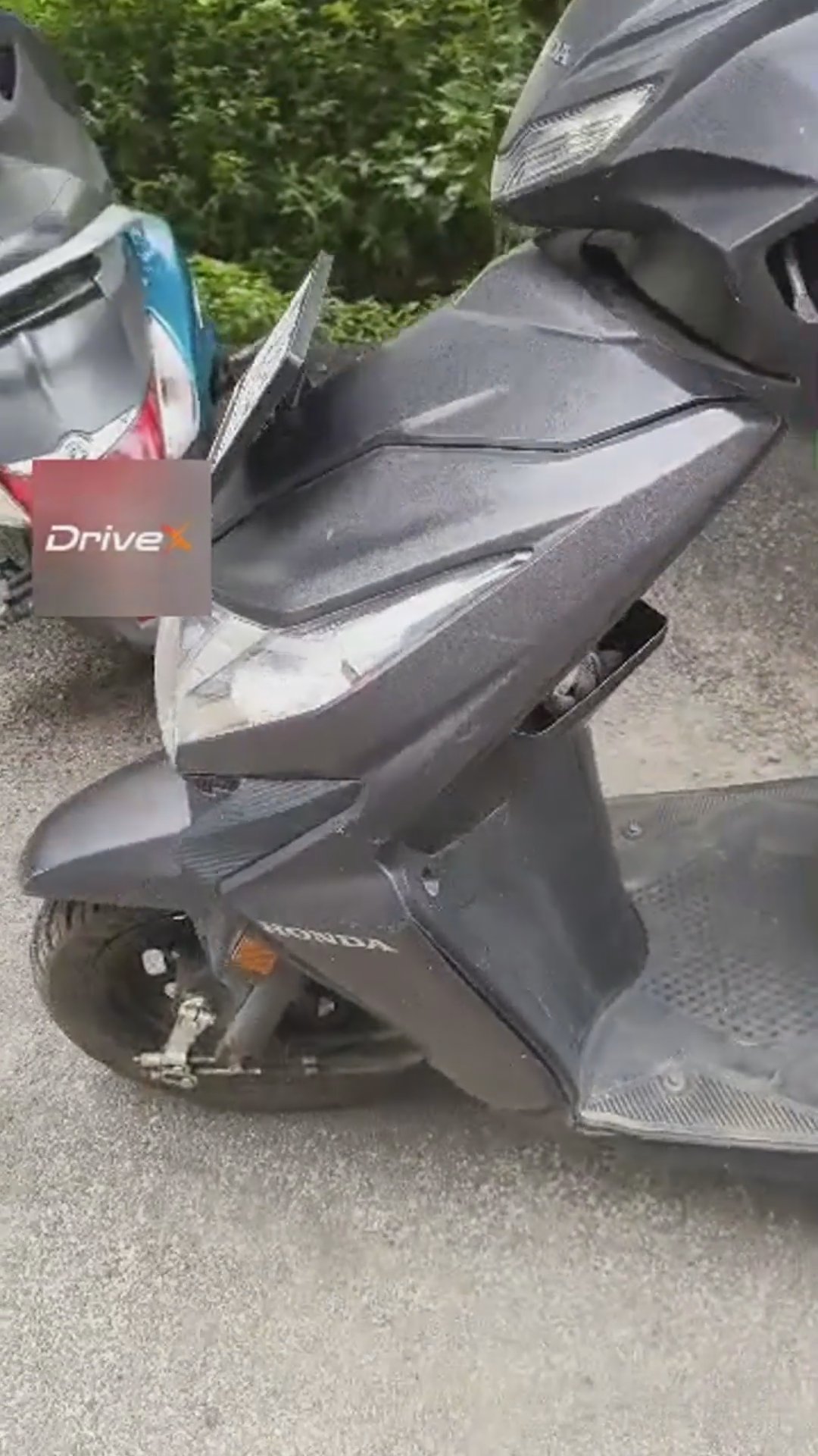 Walk-around video thumbnail