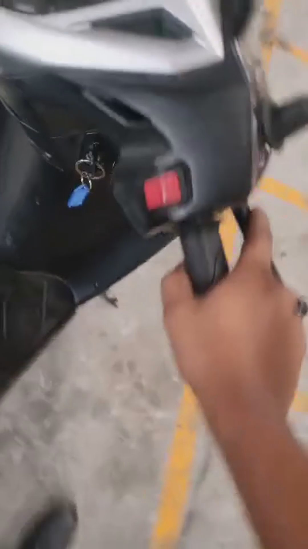 Walk-around video thumbnail