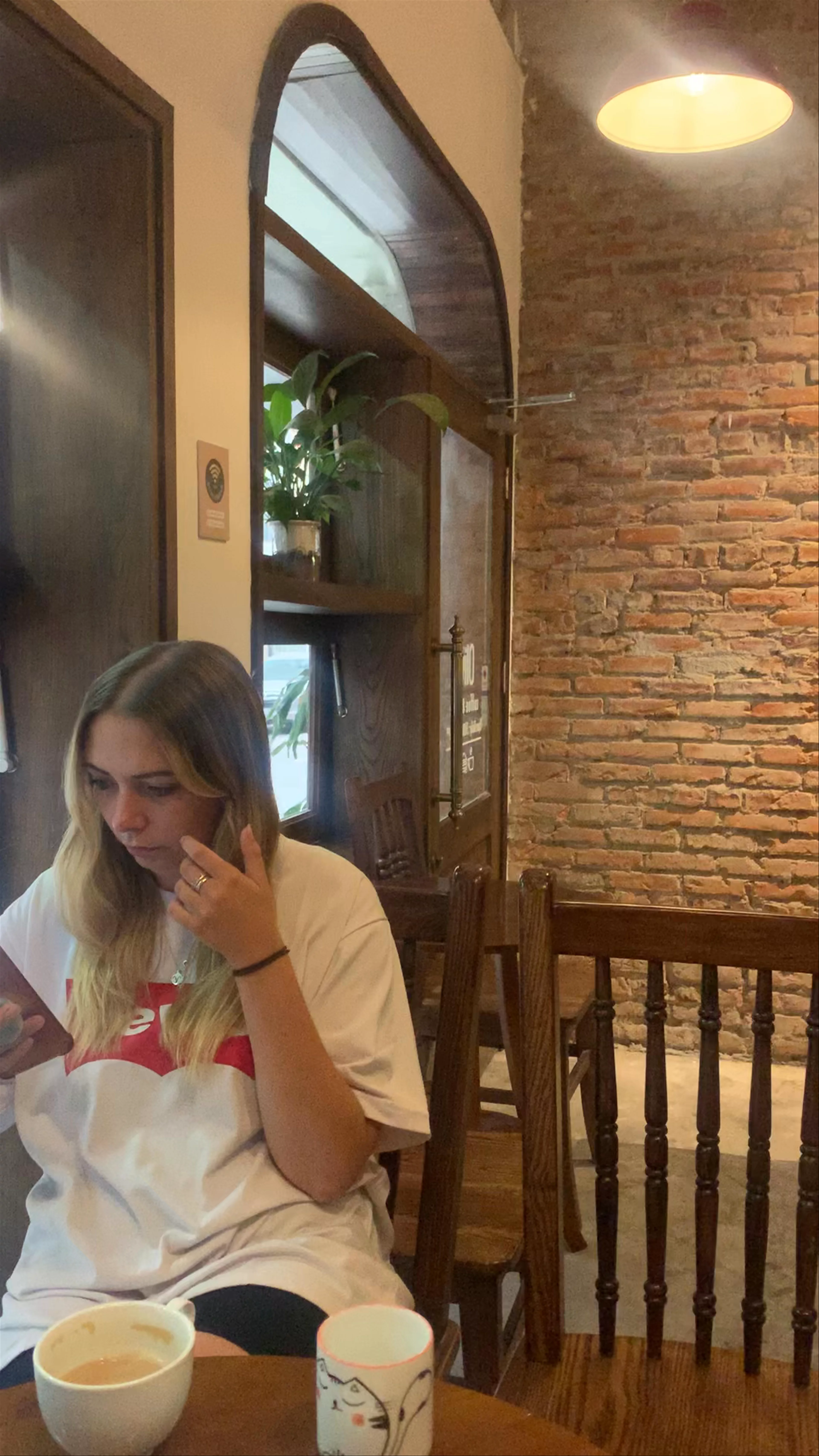 Olive Coffee & Cake, Ngõ 9 - Hoàng Cầu, Ô Chợ Dừa, Đống Đa, Hanoi, Vietnam