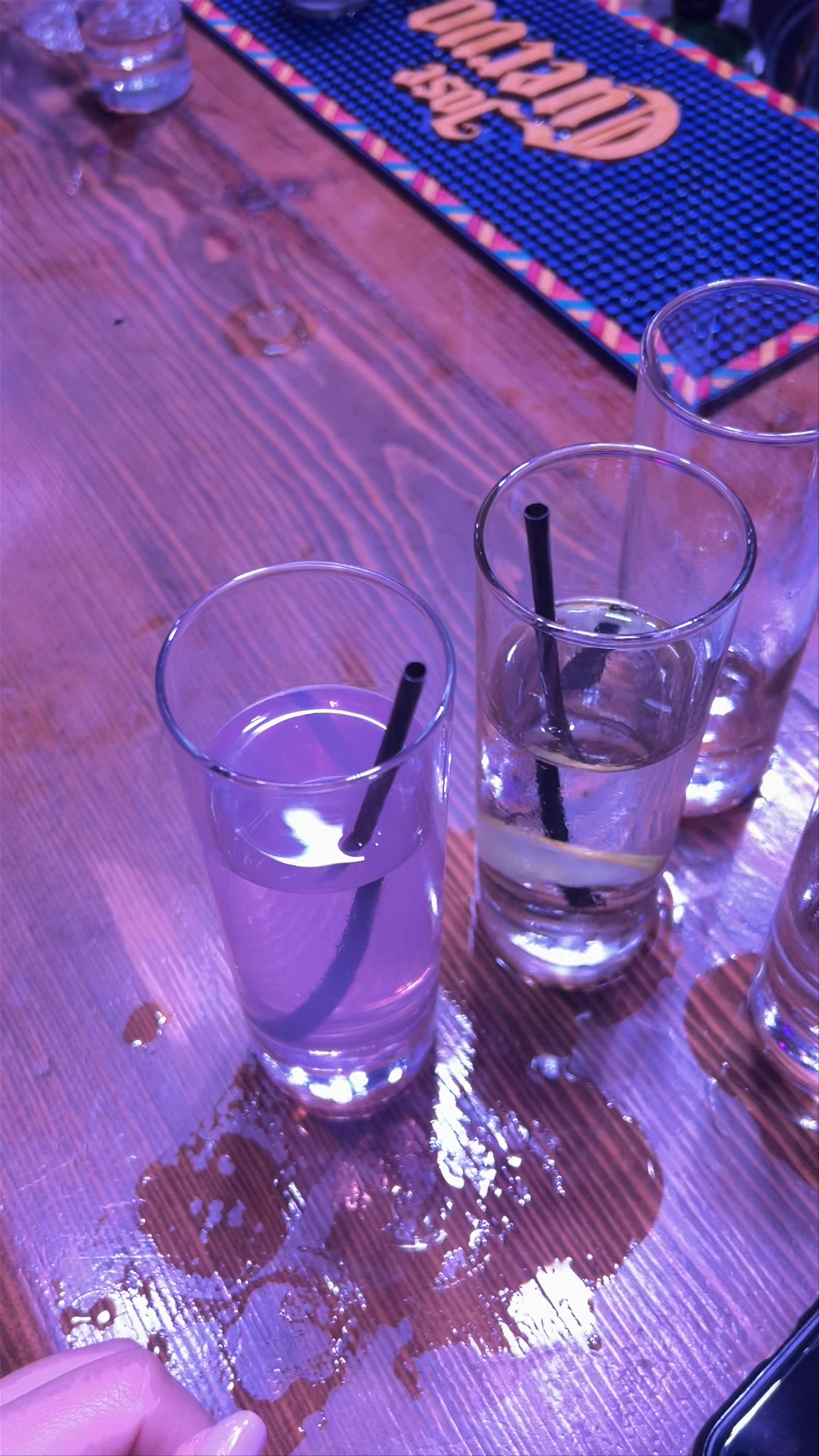 Sfinaki bar