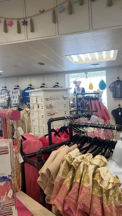 Carousel on Main - Good vibes - Women's Clothing Near Me - Fredericksburg, Texas