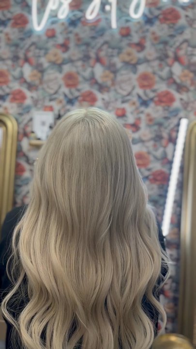 504 Extensions LA - Beautiful blonde hair with 2 rows of extensions - Hair Extensions Near Me - Burbank, California
