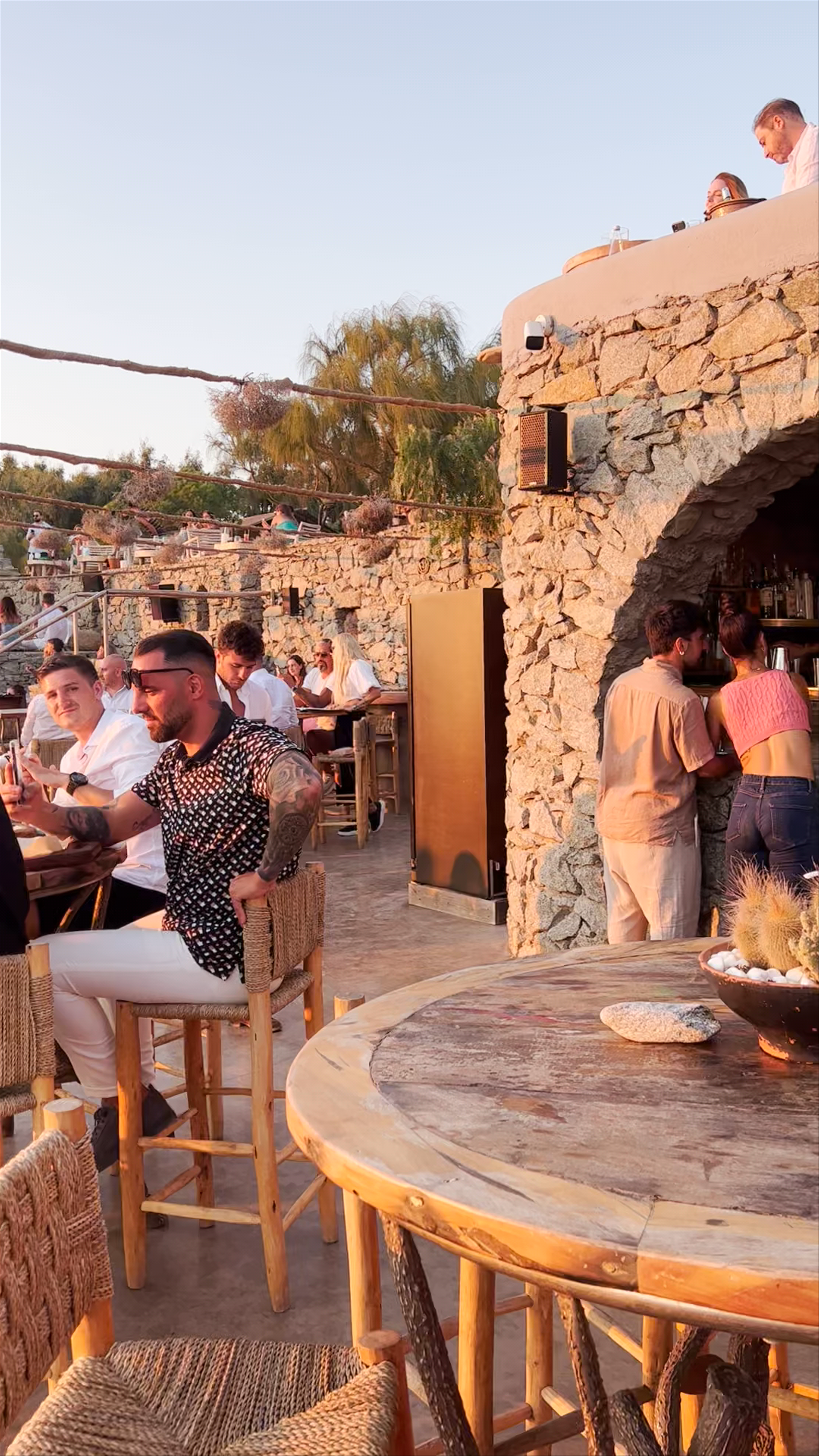 180º Sunset Bar