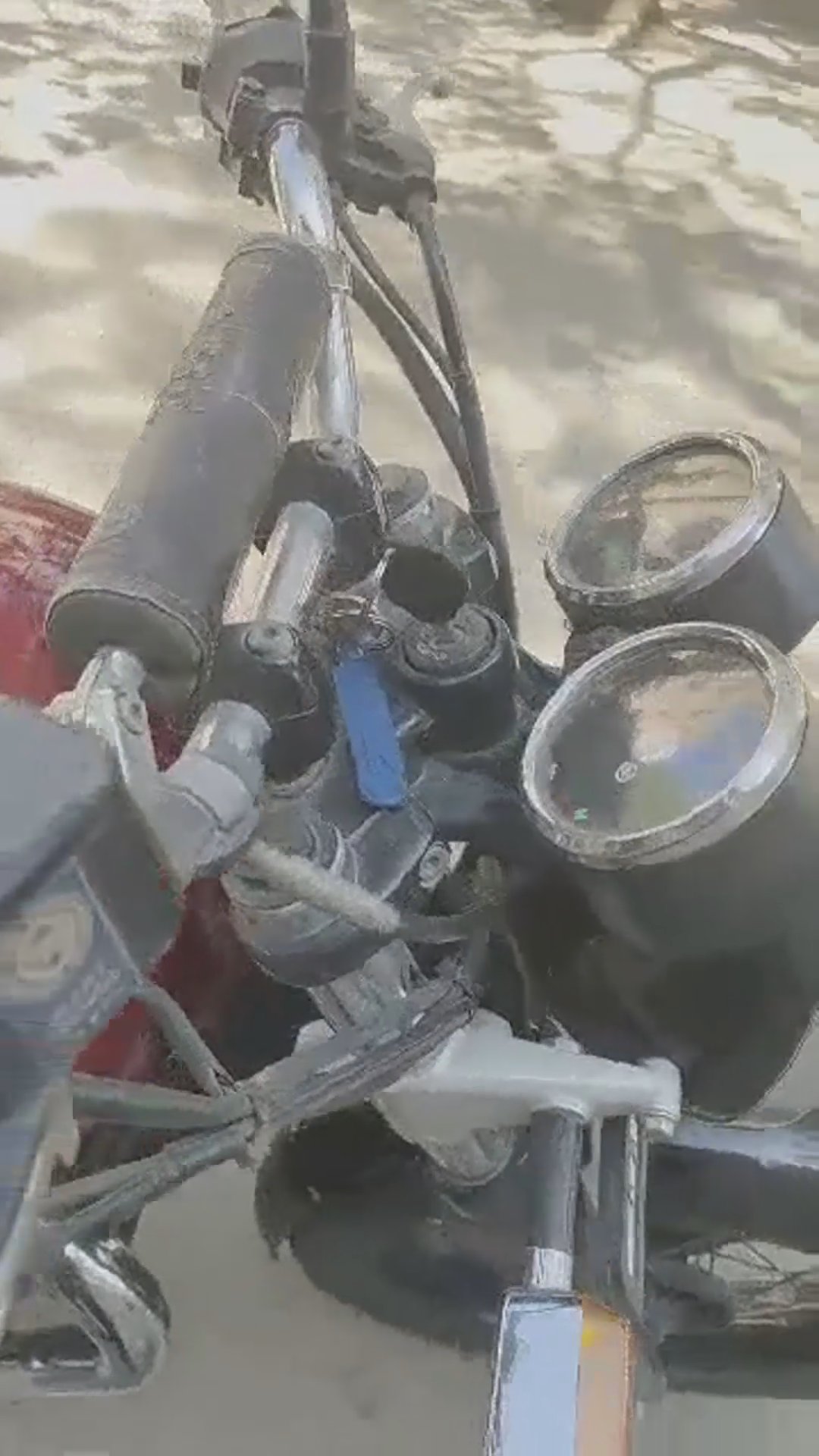 Walk-around video thumbnail