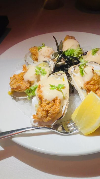 Jeffrey's - Crispy Fried Crispy Fried Gulf Oysters - American Near Me - Austin, Texas