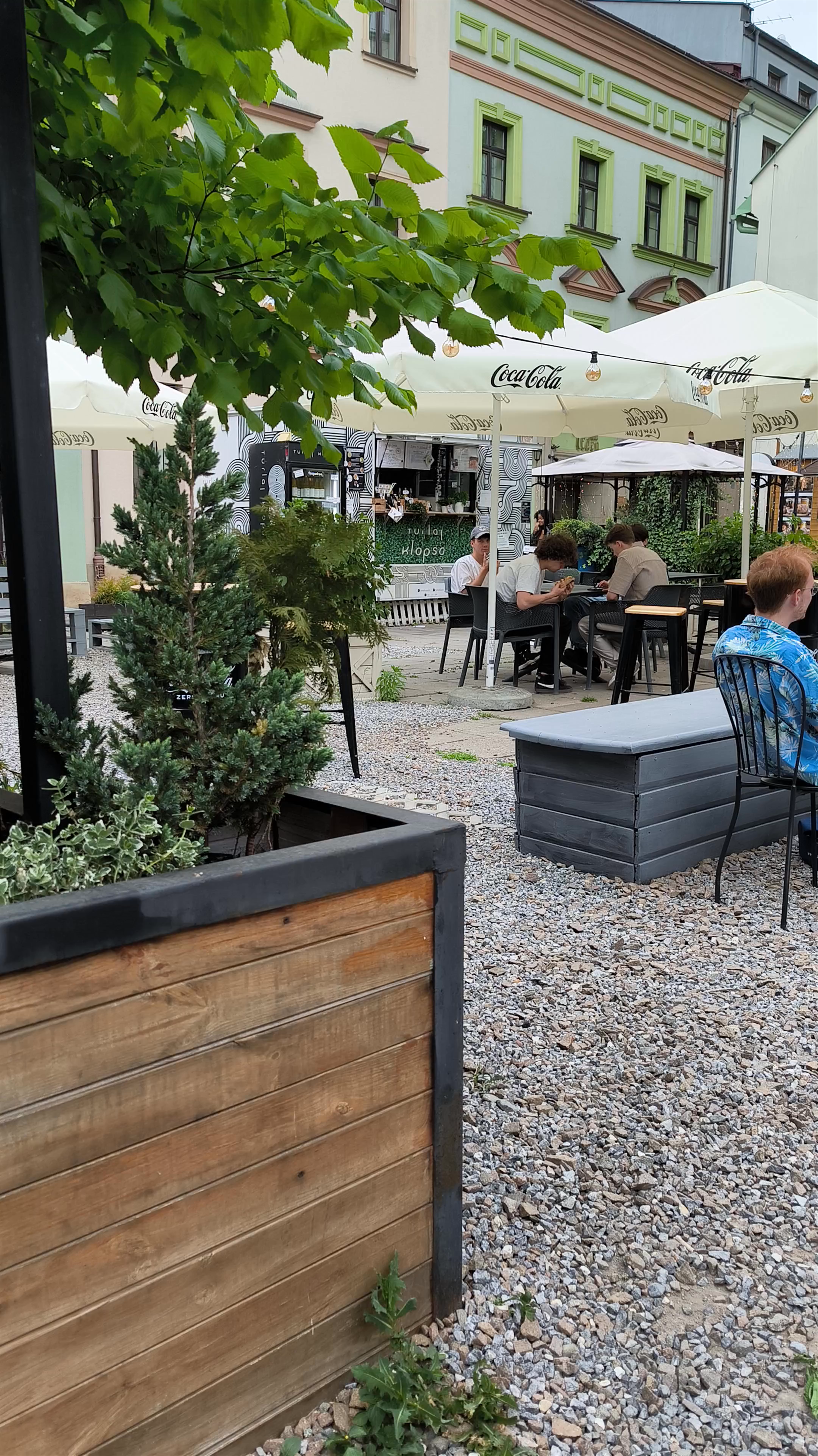 Urban Oasis at Plac Izaaka, Jakuba – Kraków's Hidden Cafe Haven