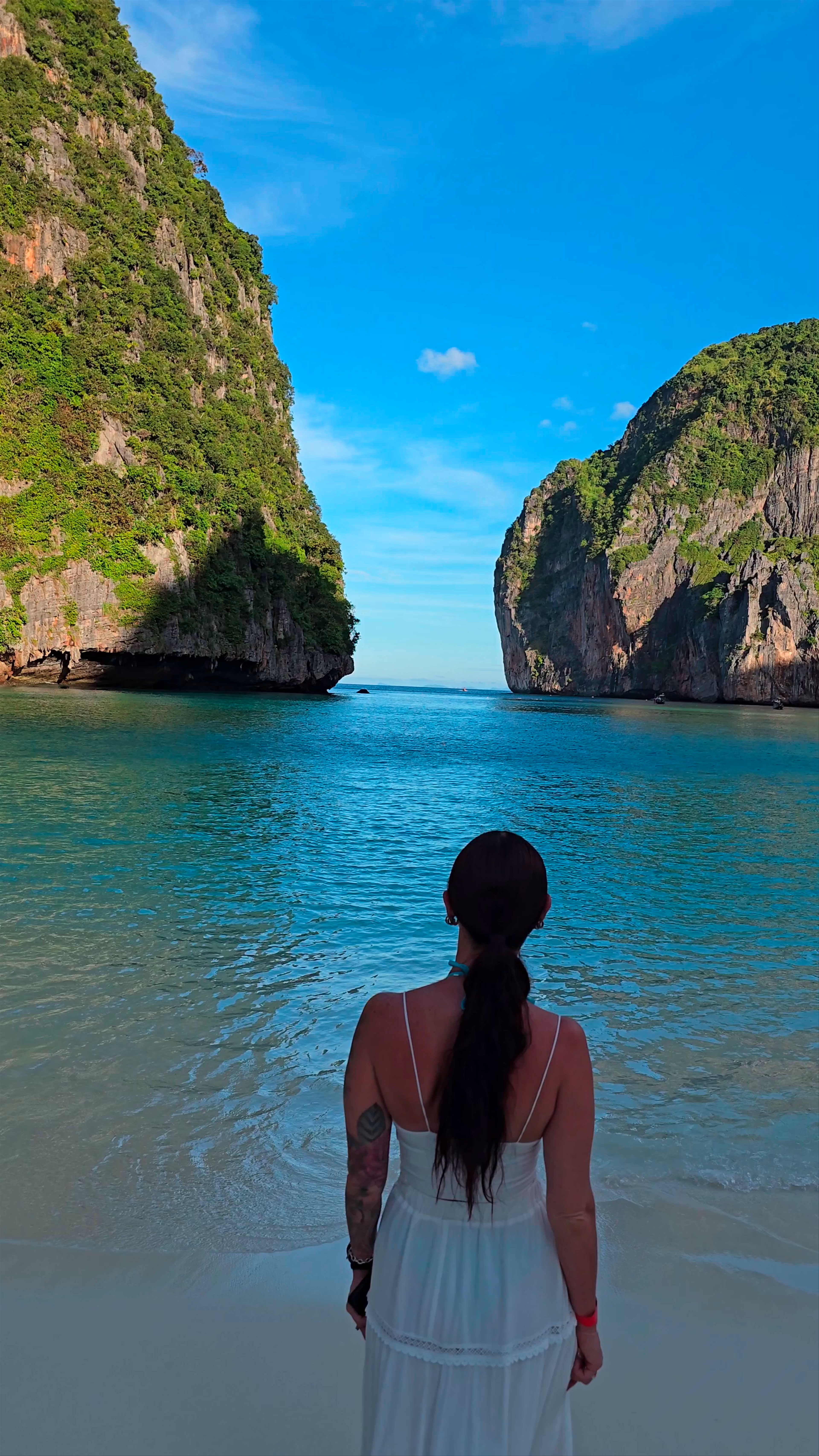 Maya Bay: A Tropical Paradise in Thailand