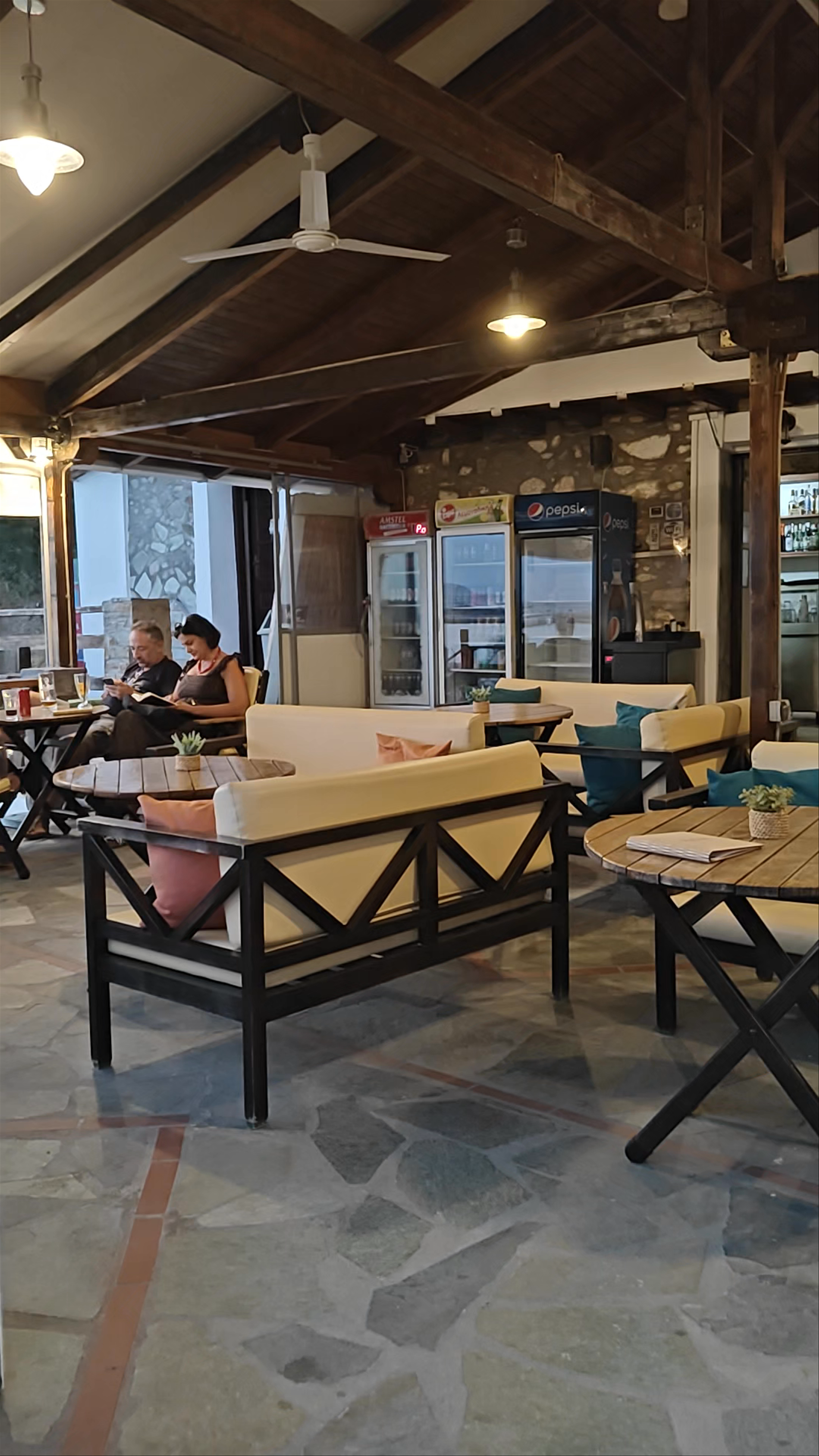 Petrino - cafe-snack bar-pizza