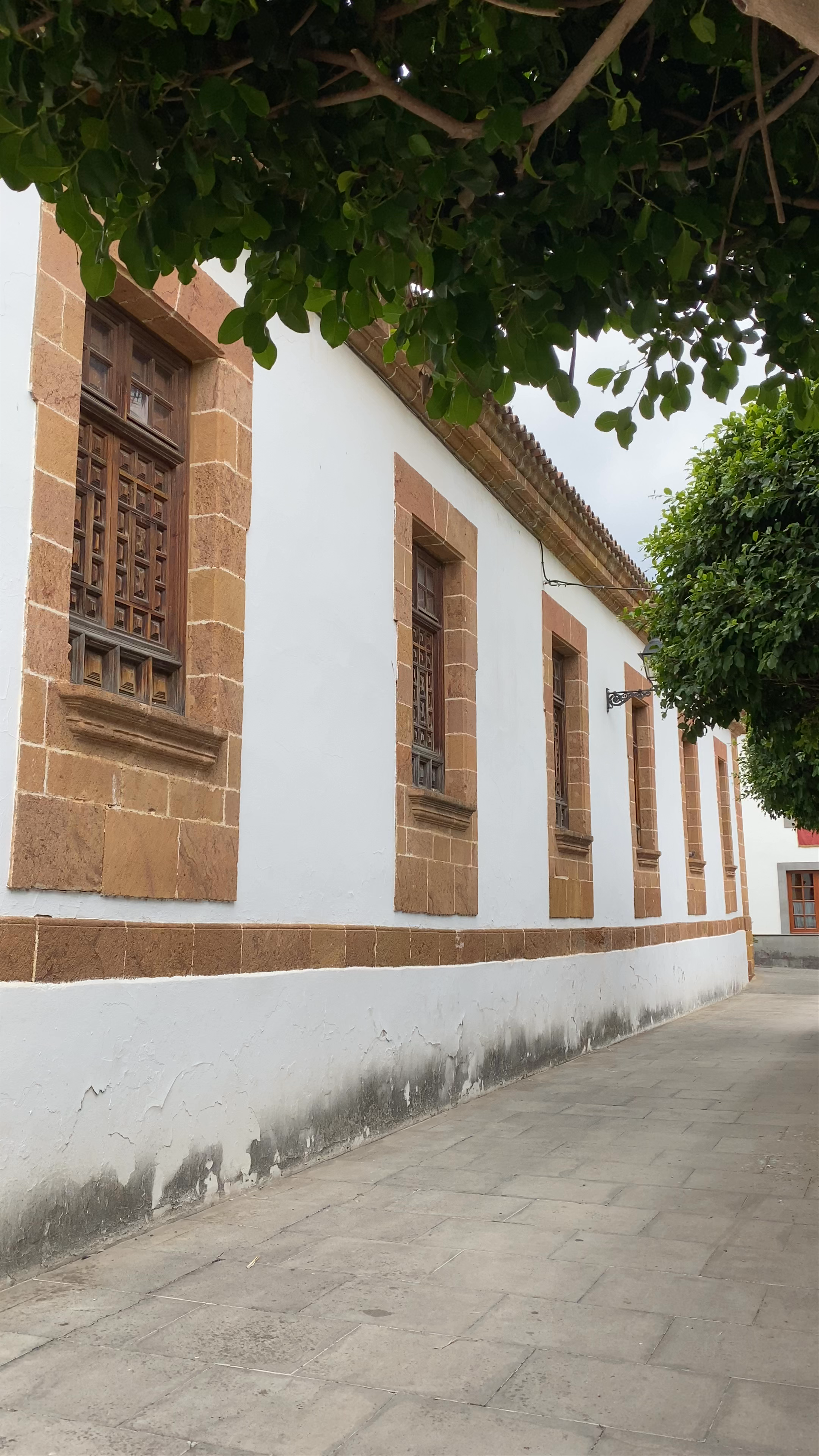 Plaza de la Alameda: Historic Charm in Teror, Canary Islands