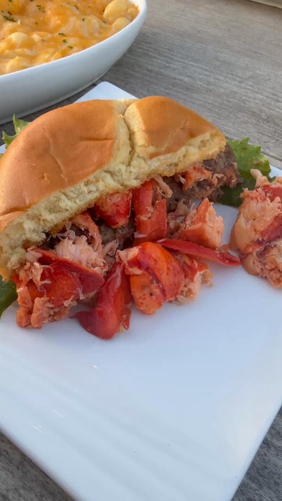 RipTydz - Surf N Turf Burger Crab & shrimp Mac - Seafood Near Me - Myrtle Beach, South Carolina