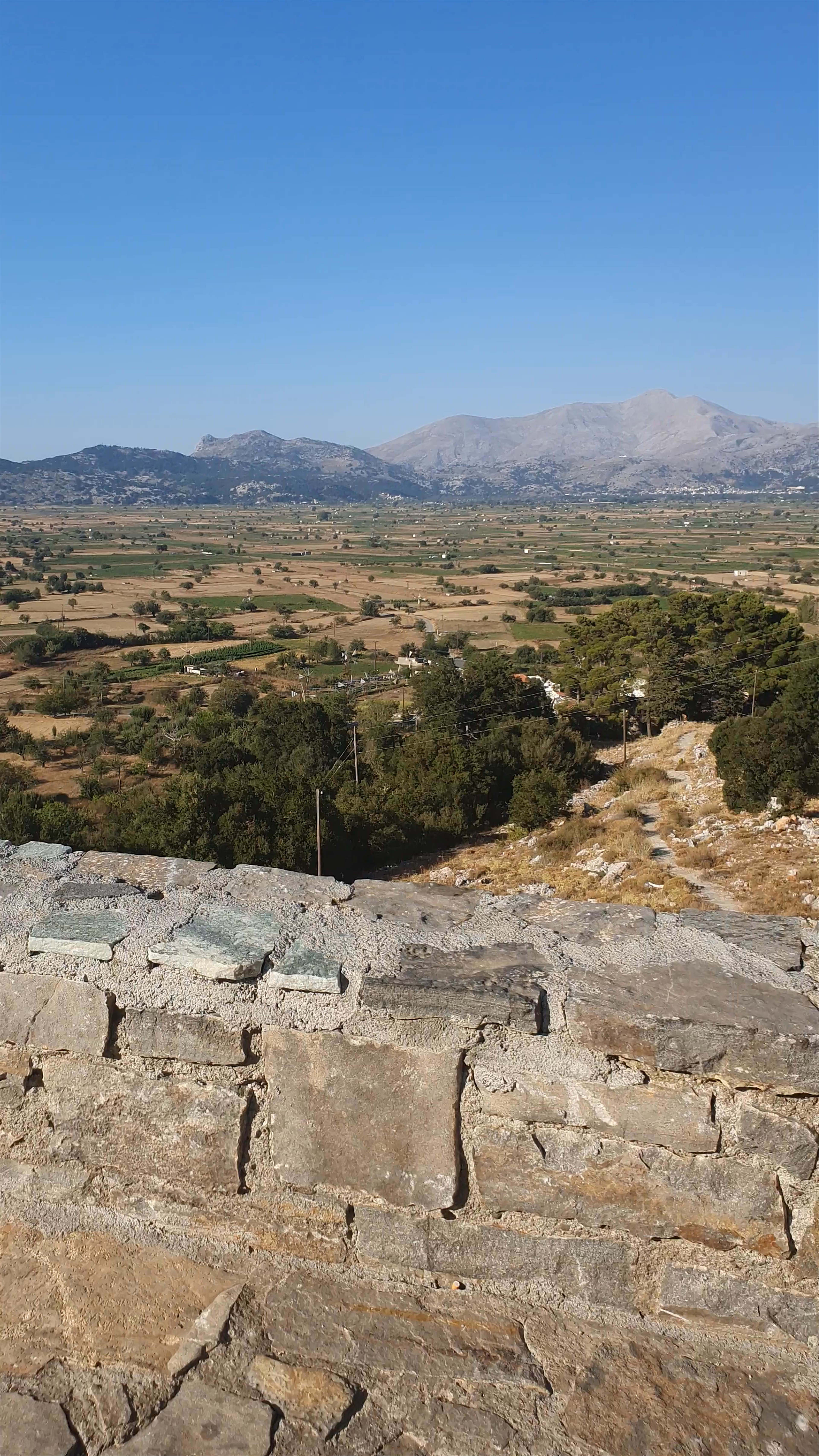 Parking Cave of Zeus: Panoramic Views from Psychro, Greece