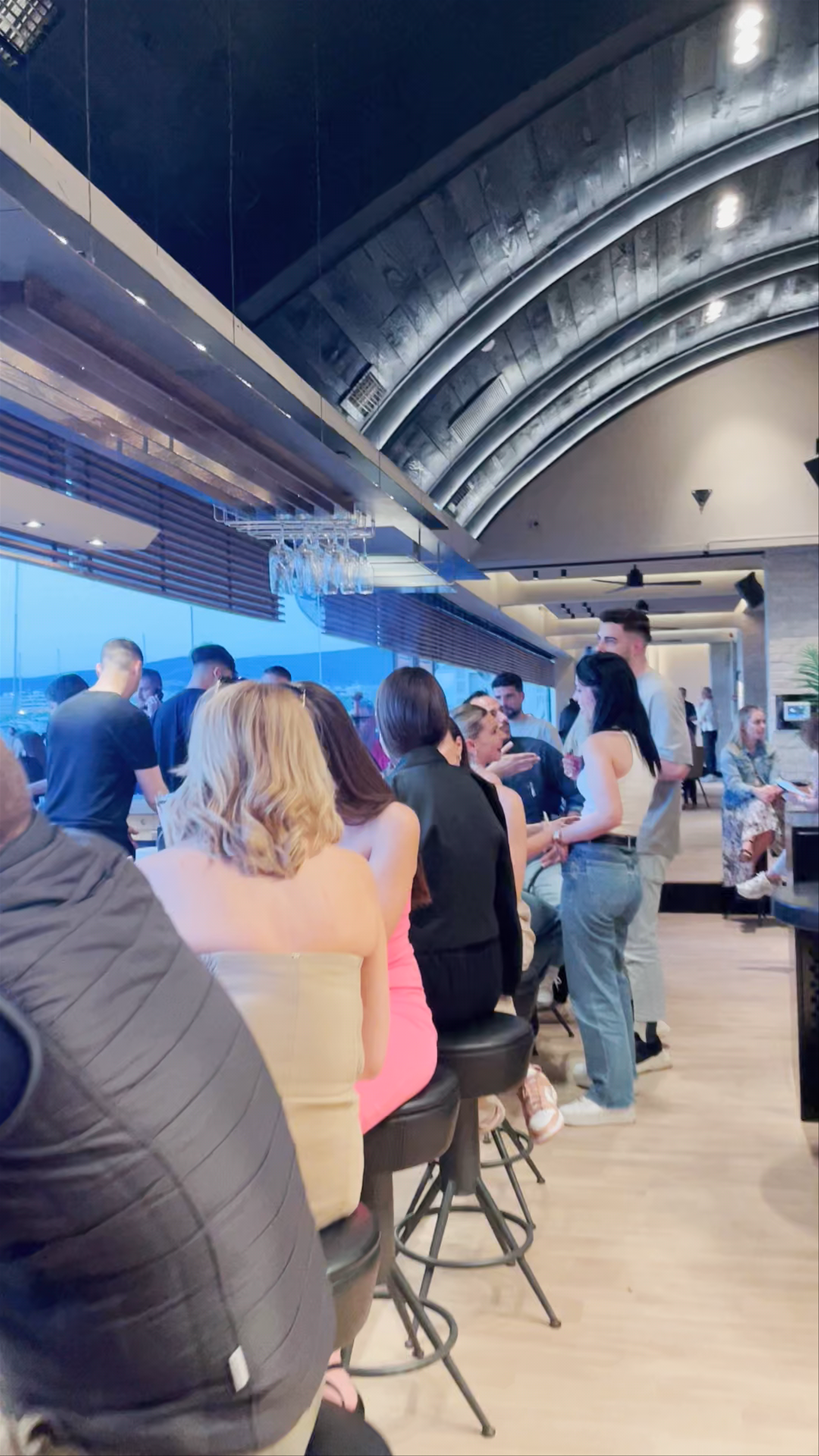 Shark Bar Restaurant: Nightlife Vibes in Kalamaria, Greece