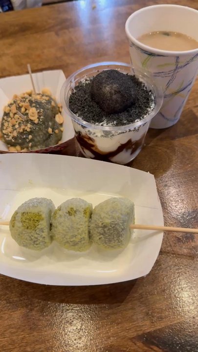 Chung Dduk - Green Tea Cream Dduk Skewer 6/10 Grilled Green Hodduk with Mugwort Honey 9/10 Black Sesame Cream Dduk Meal Cup 4/10 Yulmu Tea 7/10 - Desserts Near Me - New York, New York
