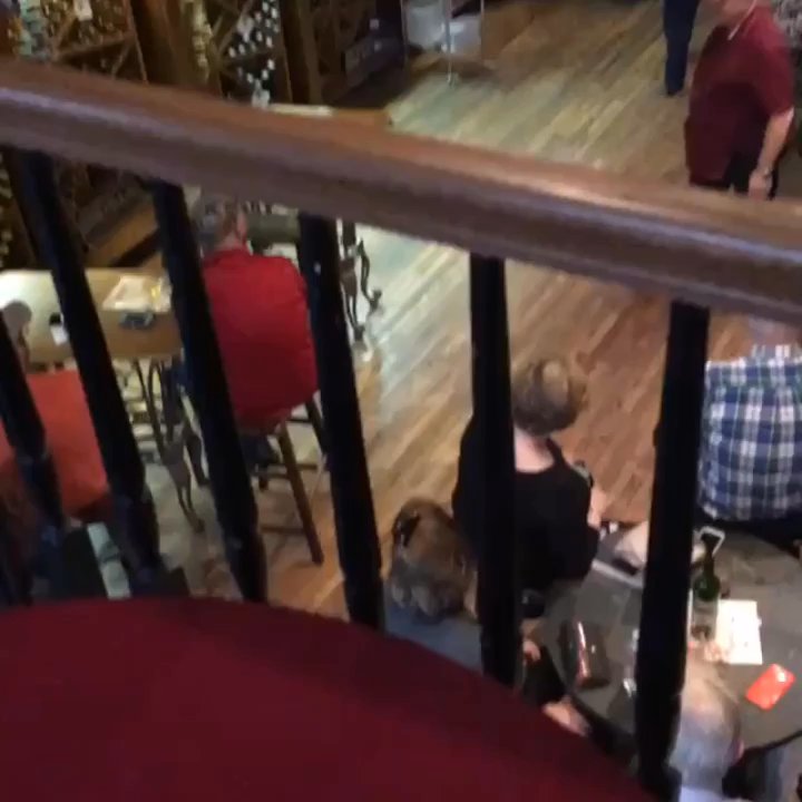 D'Vine Wine - What a fun wine bar complete with karaoke and a masseuse! - Wineries Near Me - Granbury, Texas