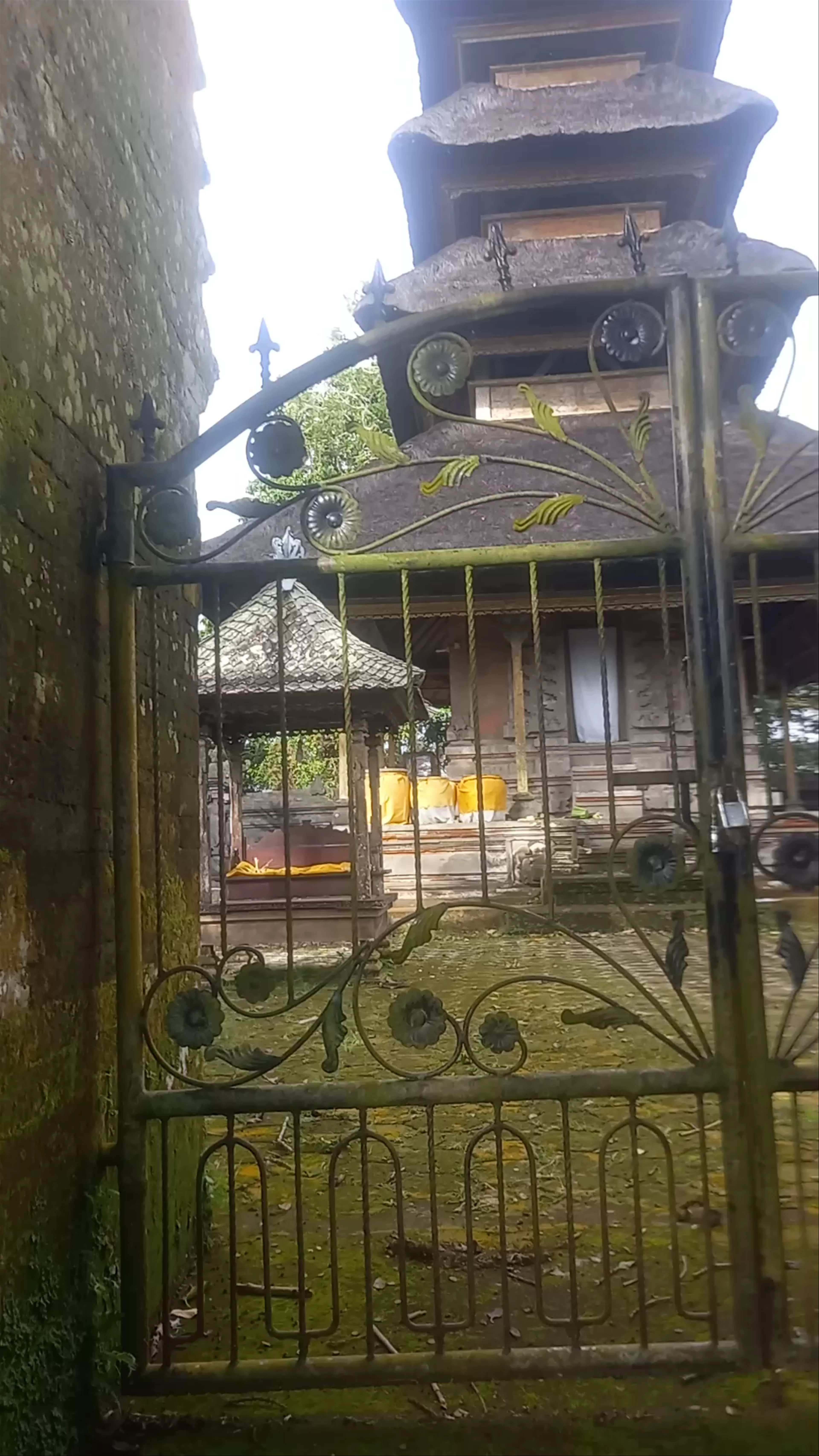 Pura Bukit Sangkan Gunung