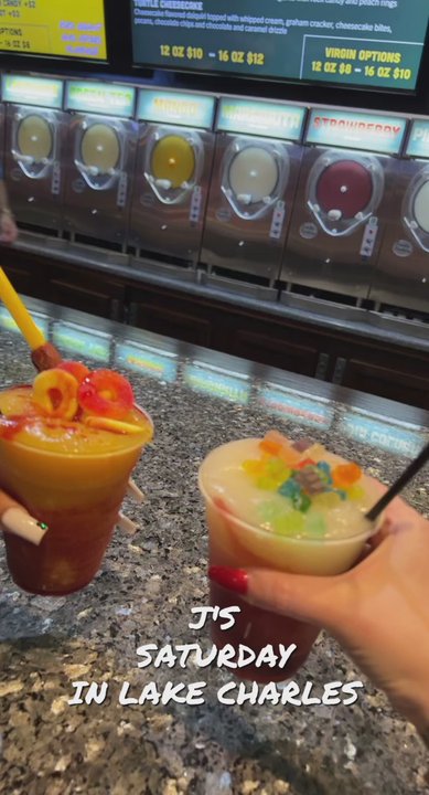 Daiquiris & Dogs - Bars Near Me - Lake Charles, Louisiana