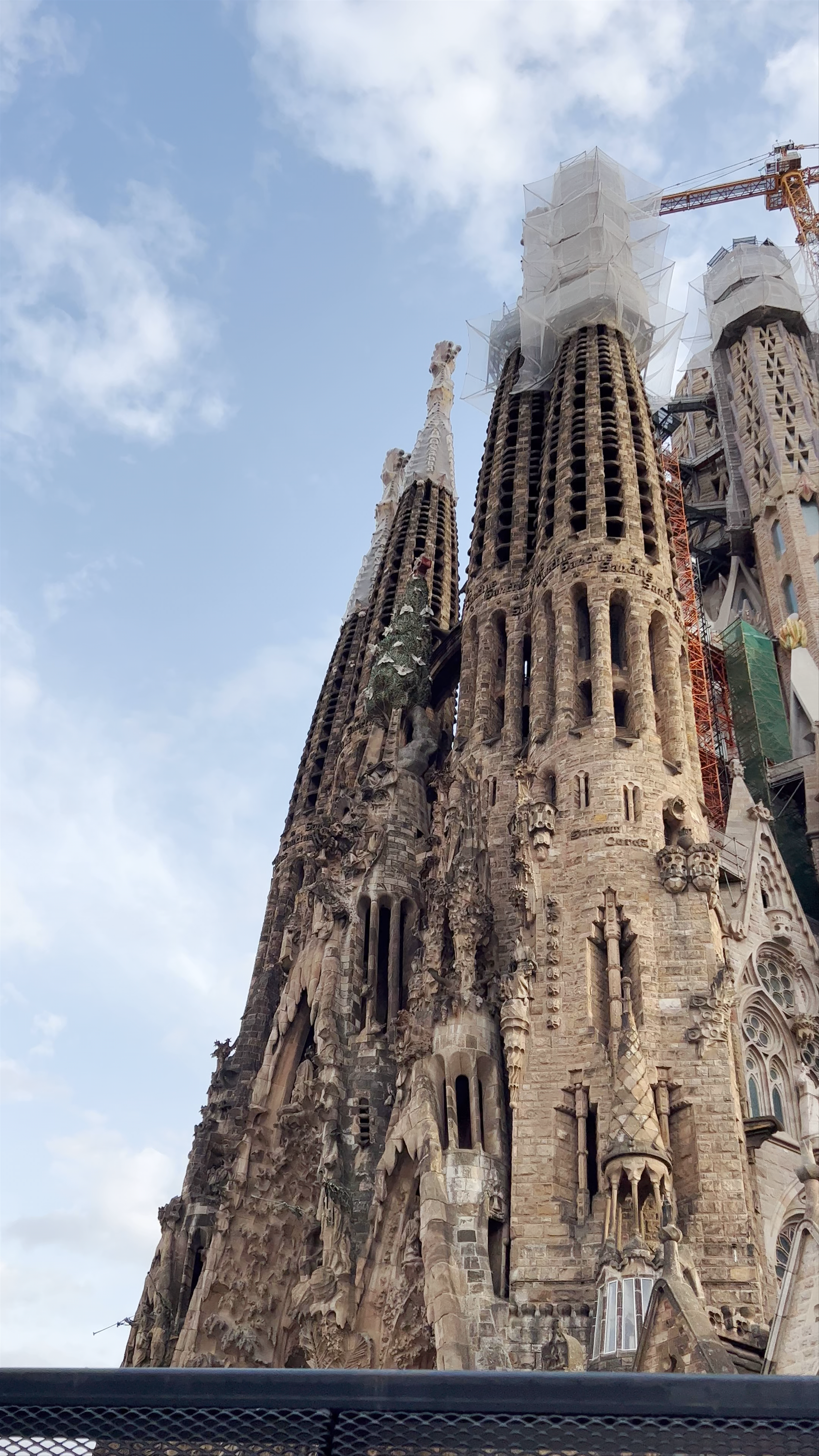 Sagrada Familia: Gaudí’s Unfinished Masterpiece in Barcelona