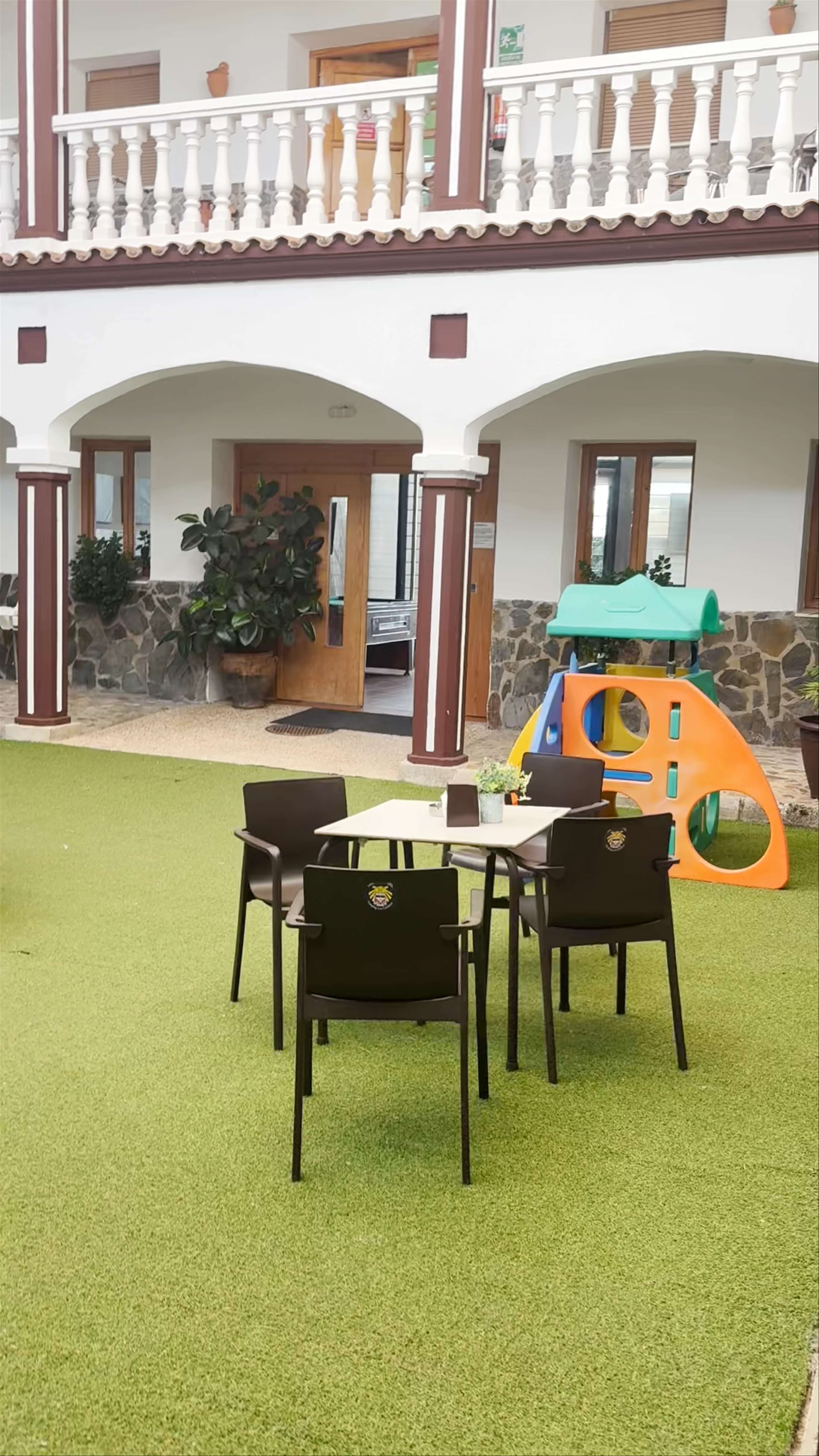 Baños de Montemayor