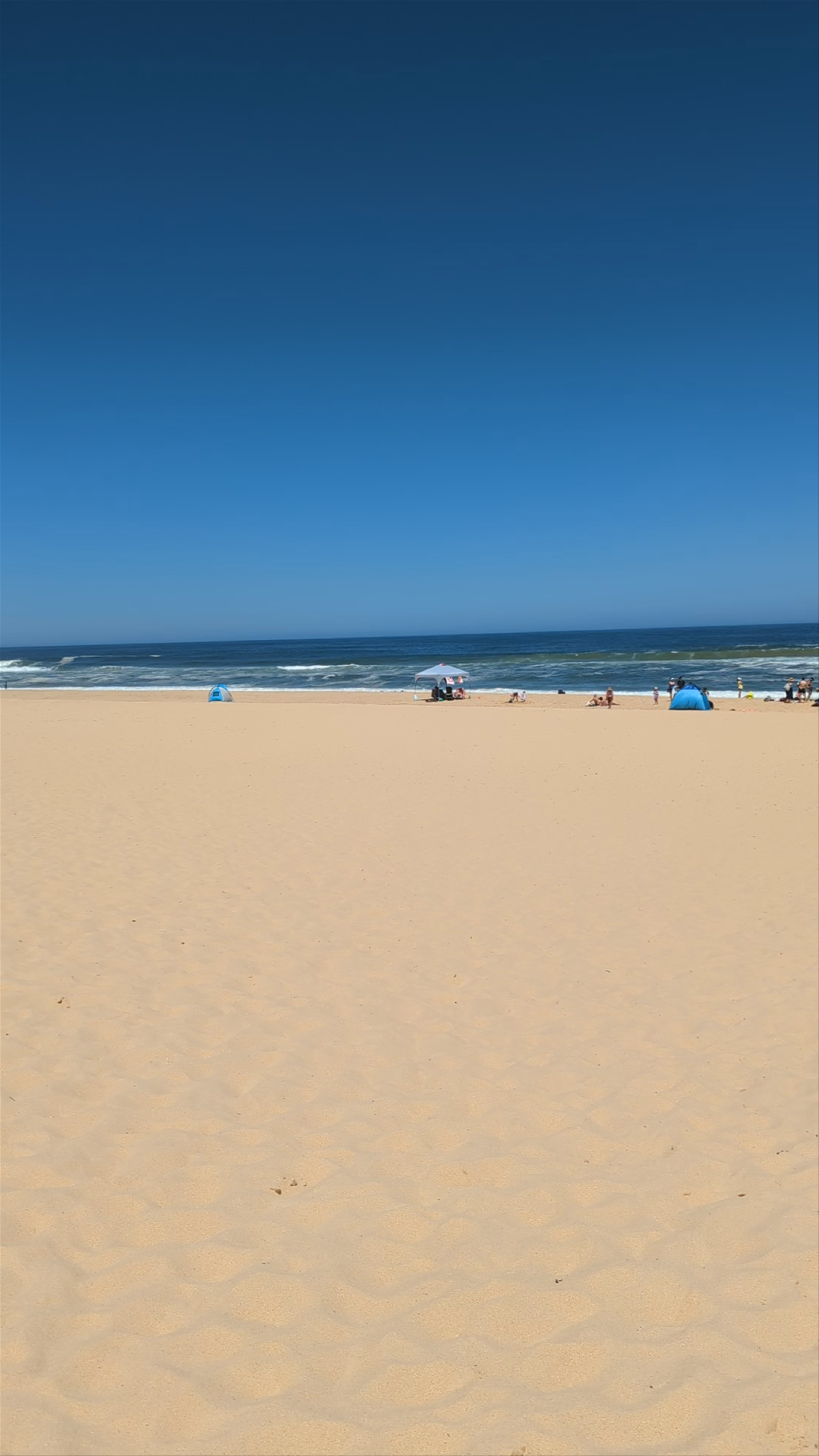 Lakes Entrance Beach