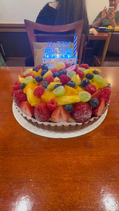 cakeM - Fresh fruit tart - Patisserie/Cake Shop Near Me - Honolulu, Hawaii