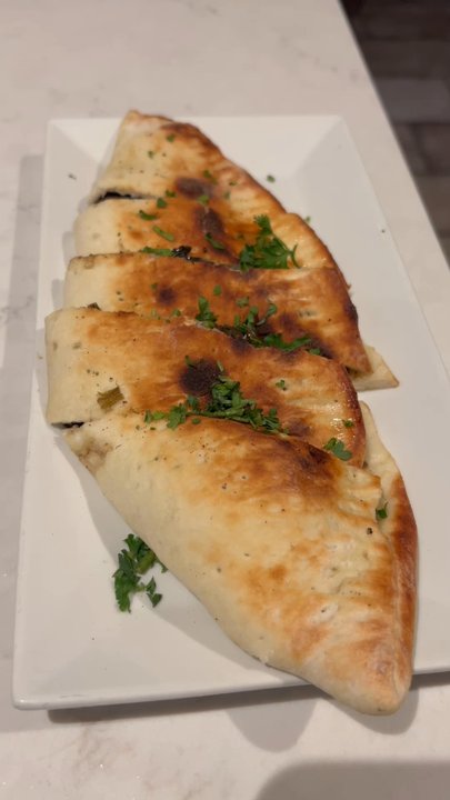 Tanoor Bellevue - Spinach Fatayer so delicious - Halal Near Me - Bellevue, Washington