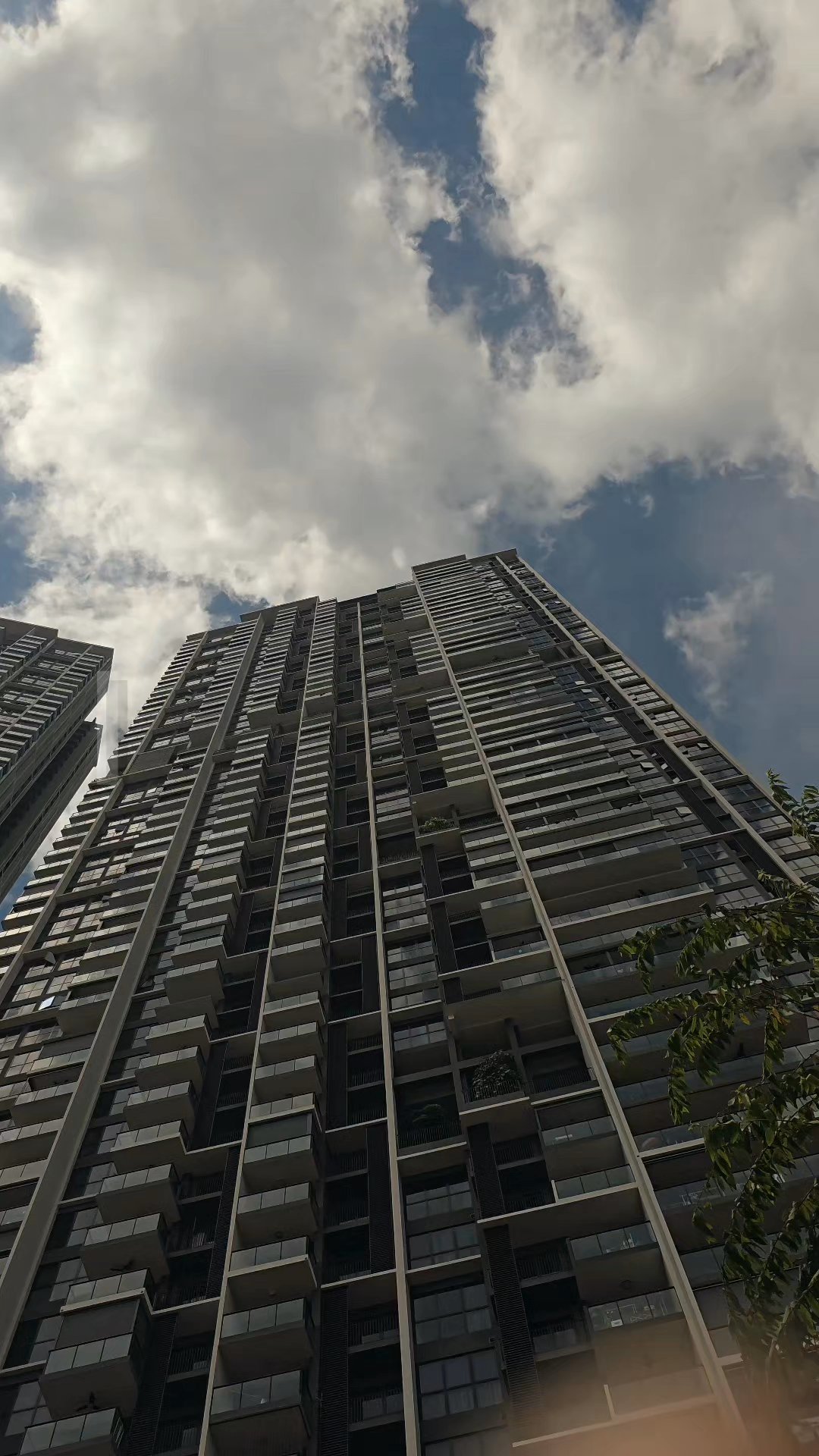 3 Bed Condo for Sale in  Avenue South Residence - Image 23