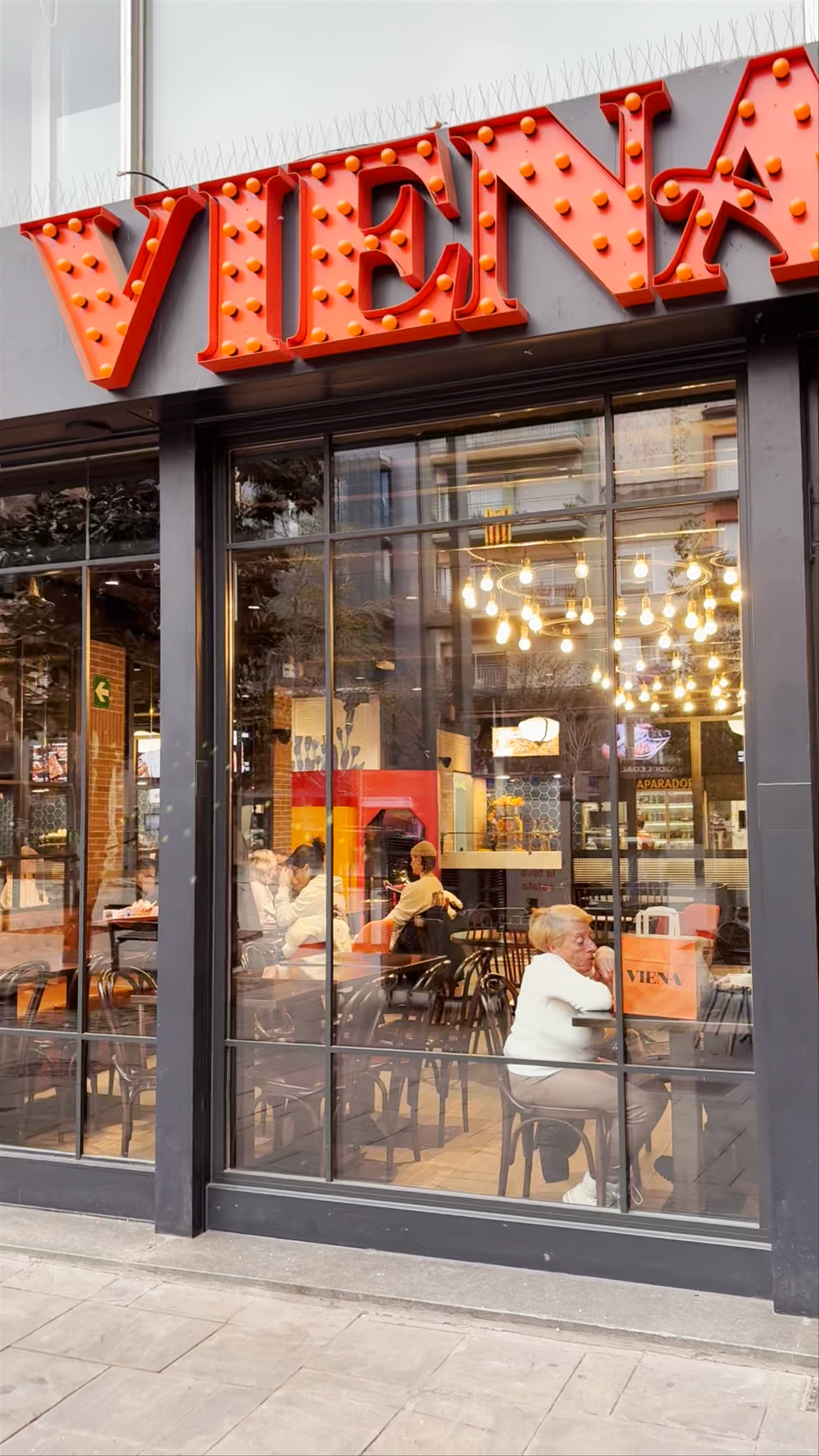 Viena Café Experience in Granollers, Spain
