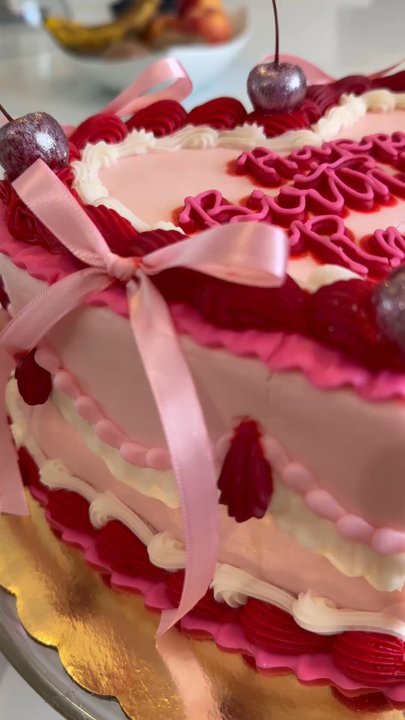 The Cake Bar - Cake - Desserts Near Me - Denver, Colorado