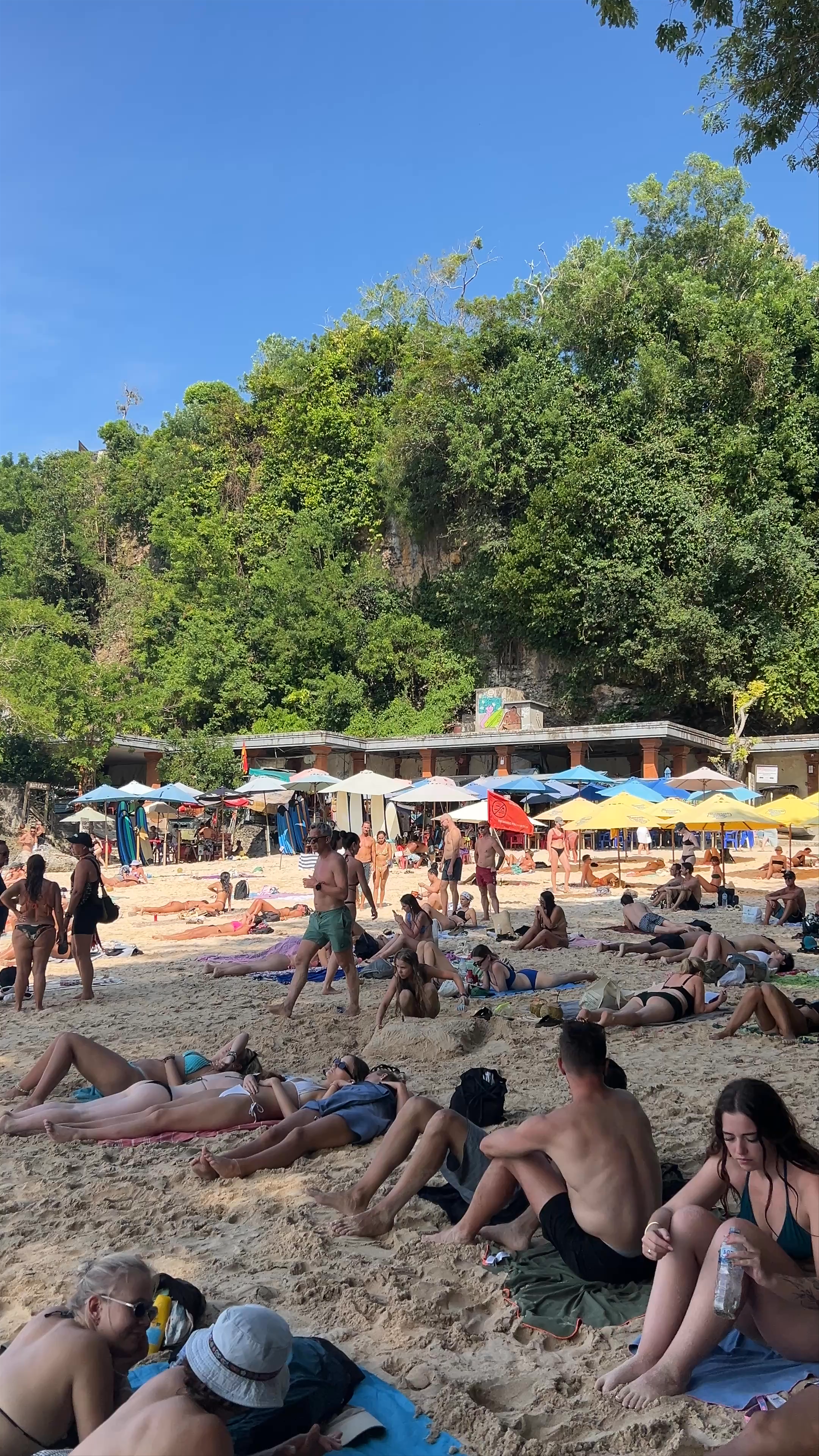 Padang Padang Beach: Tropical Bliss in Bali's Hidden Coastal Gem