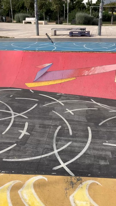 Skeleton Valley skatepark - Playgrounds Near Me - Monopoli, BA