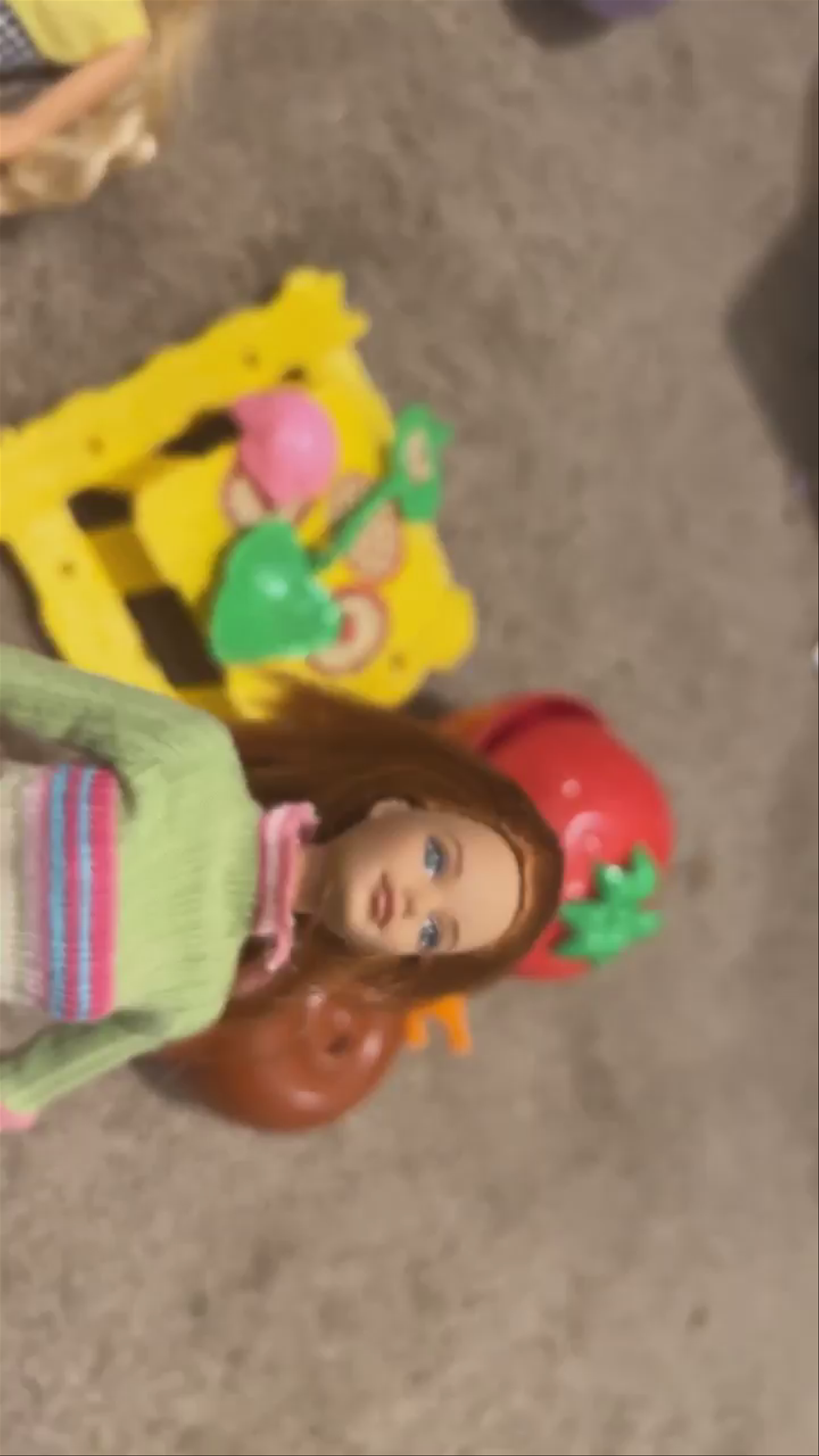 Strawberry Shortcake in Auction! 