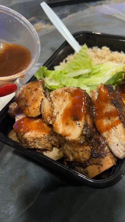 Champagne cafe & lounge  - Authentic Jerk Chicken, taste amazing with friendly customer service. - Lounges Near Me - Phoenix, Arizona