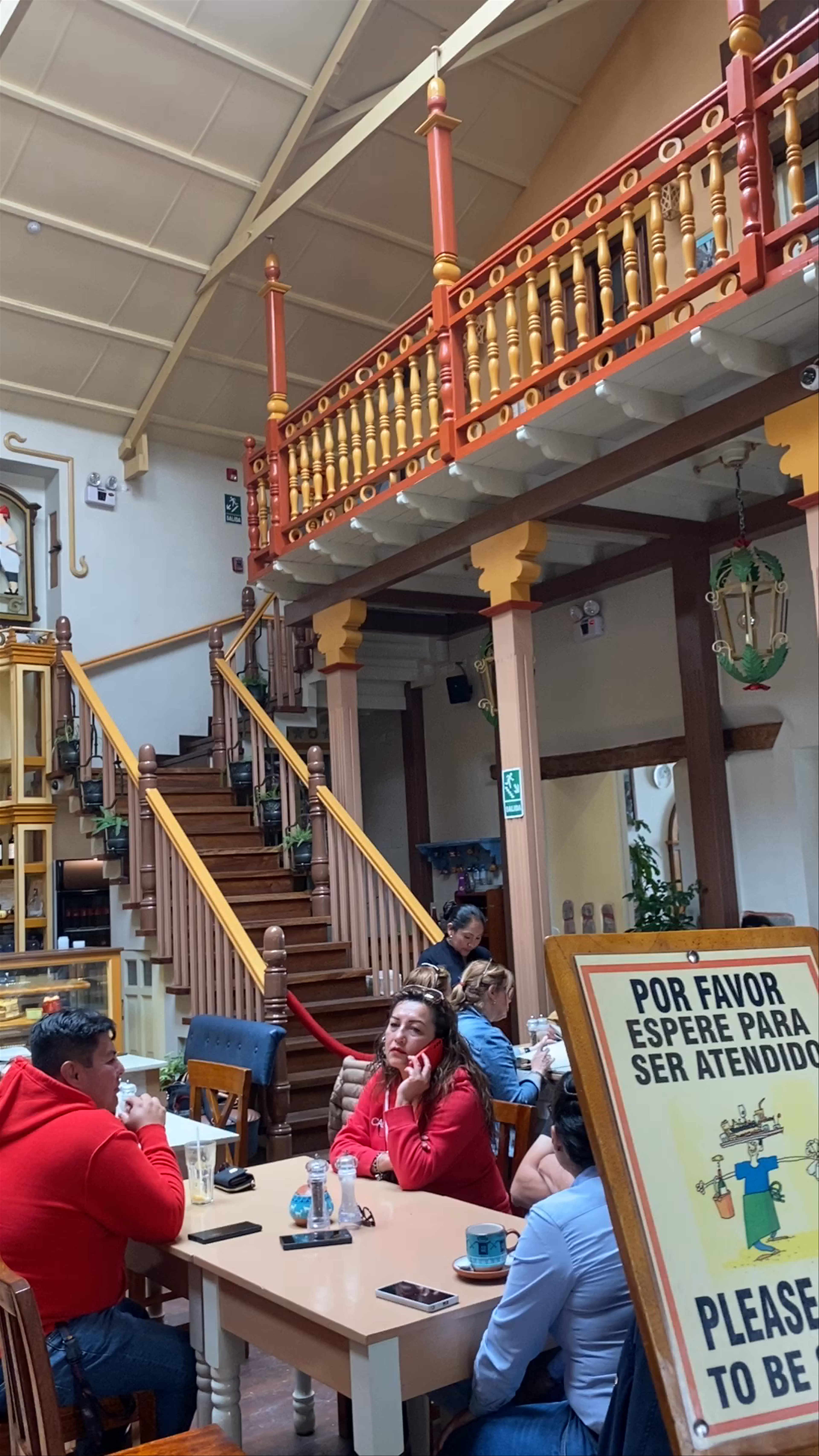 Jack's Café: Cozy Conversations in Cusco's Historic Heart