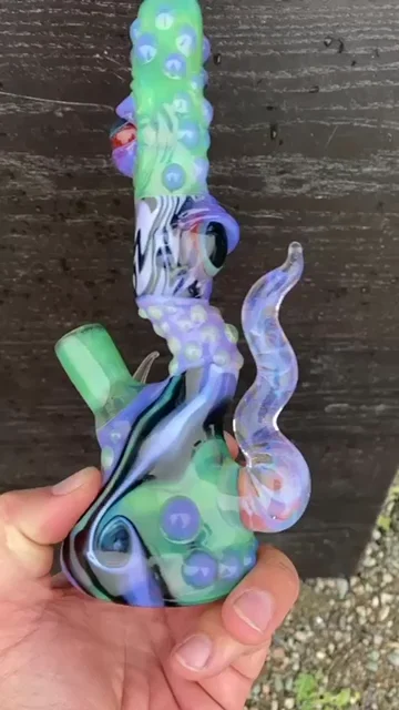 Preview pic of Custom bent neck beaker