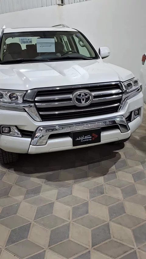 تويوتا لاندكروزر GXR 2019