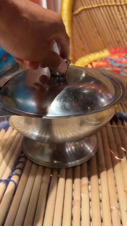 Cloud Naan - You can smell this through the video, I know you can. - Pakistani Near Me - Carson, California