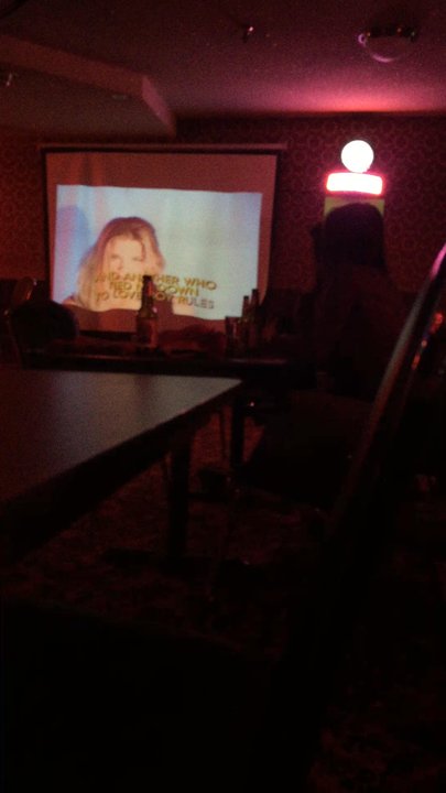 Jacks - No karaoke my ass!!! If you call them they say no karaoke but they do!! believe it!!! - Lounges Near Me - Hood River, Oregon