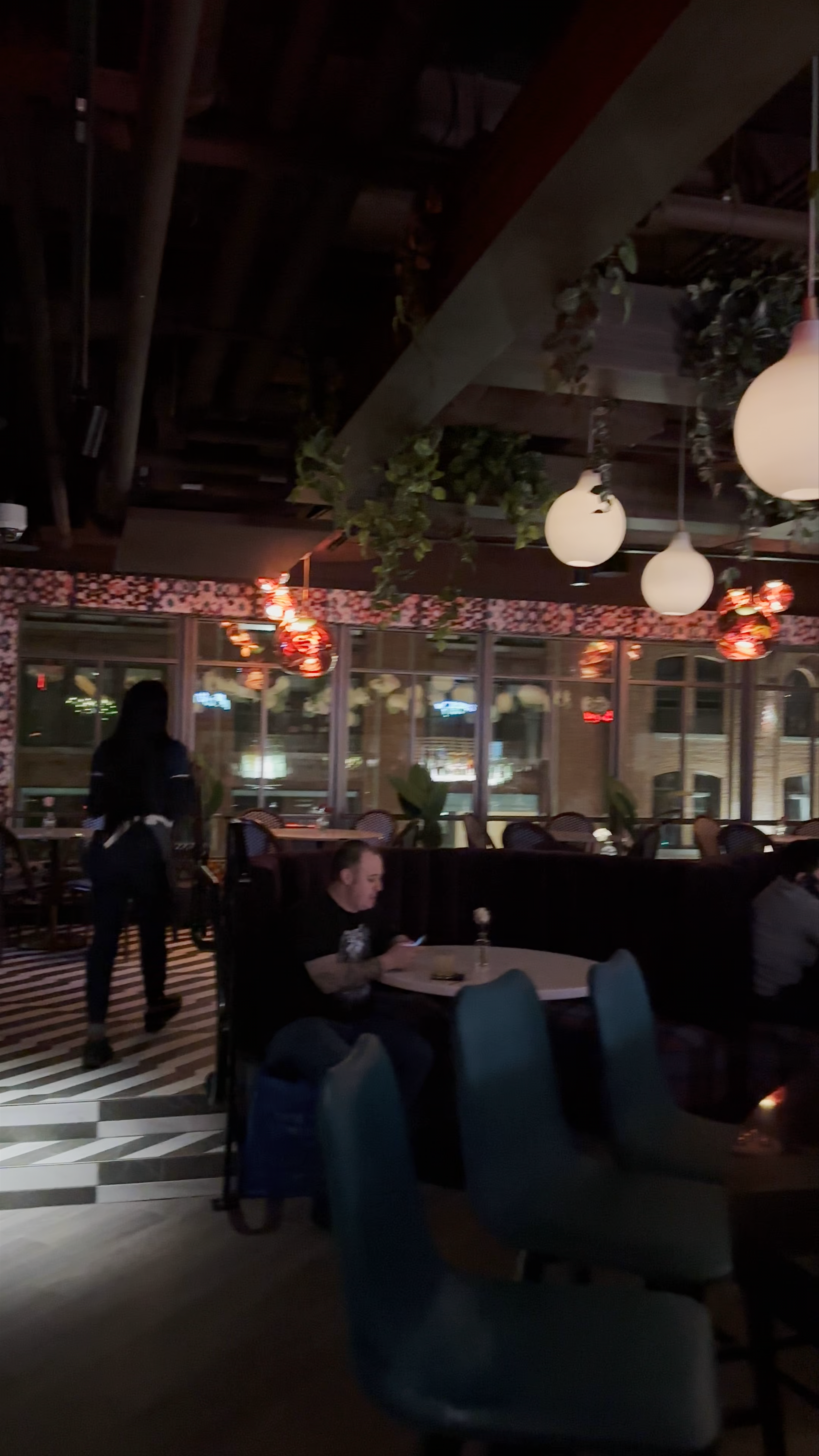 Puttery: Trendy Urban Dining Experience in New York City