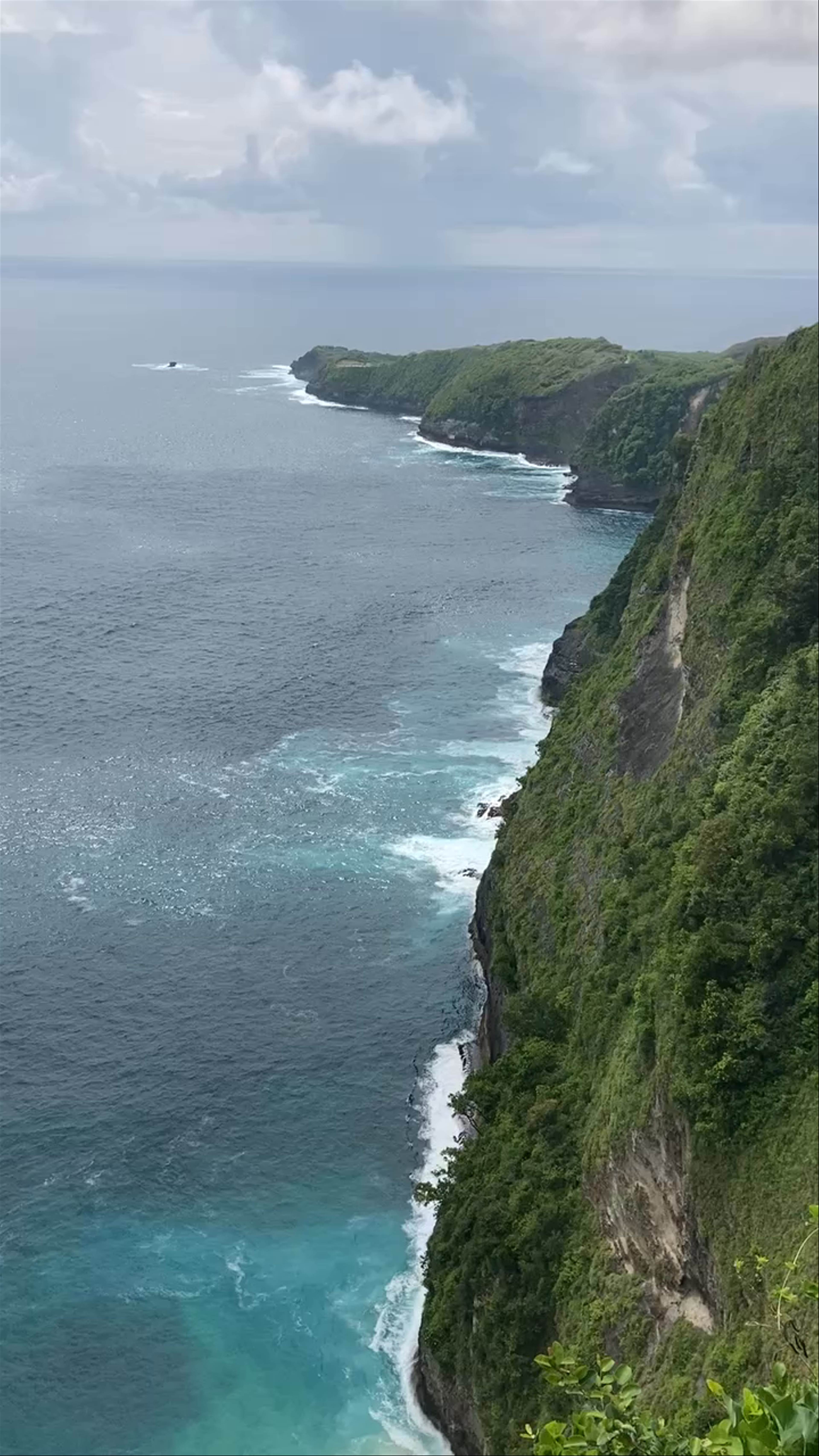 Kelingking Beach: Majestic Coastal Cliffs on Nusa Penida, Bali