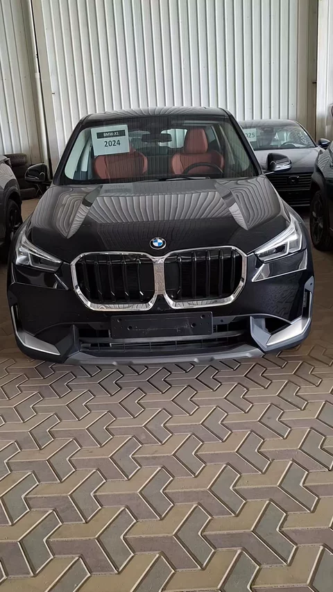 BMW X1 XDRIVE 20i 2024