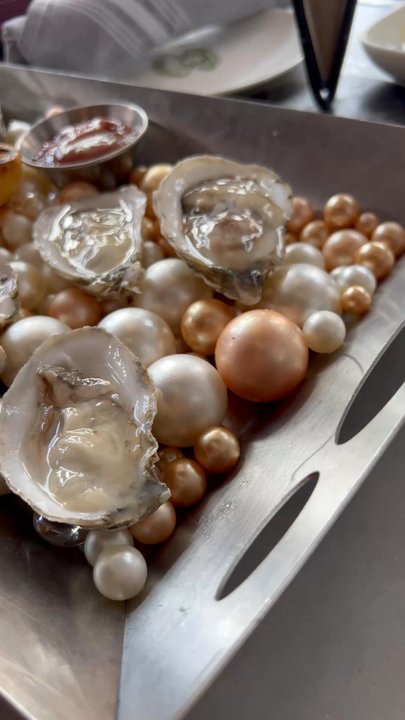Call Me Pearl - Cocktail Bars Near Me - Denver, Colorado