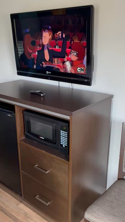 Surfside Inn - Inside the room - Hotels Near Me - Redondo Beach, California