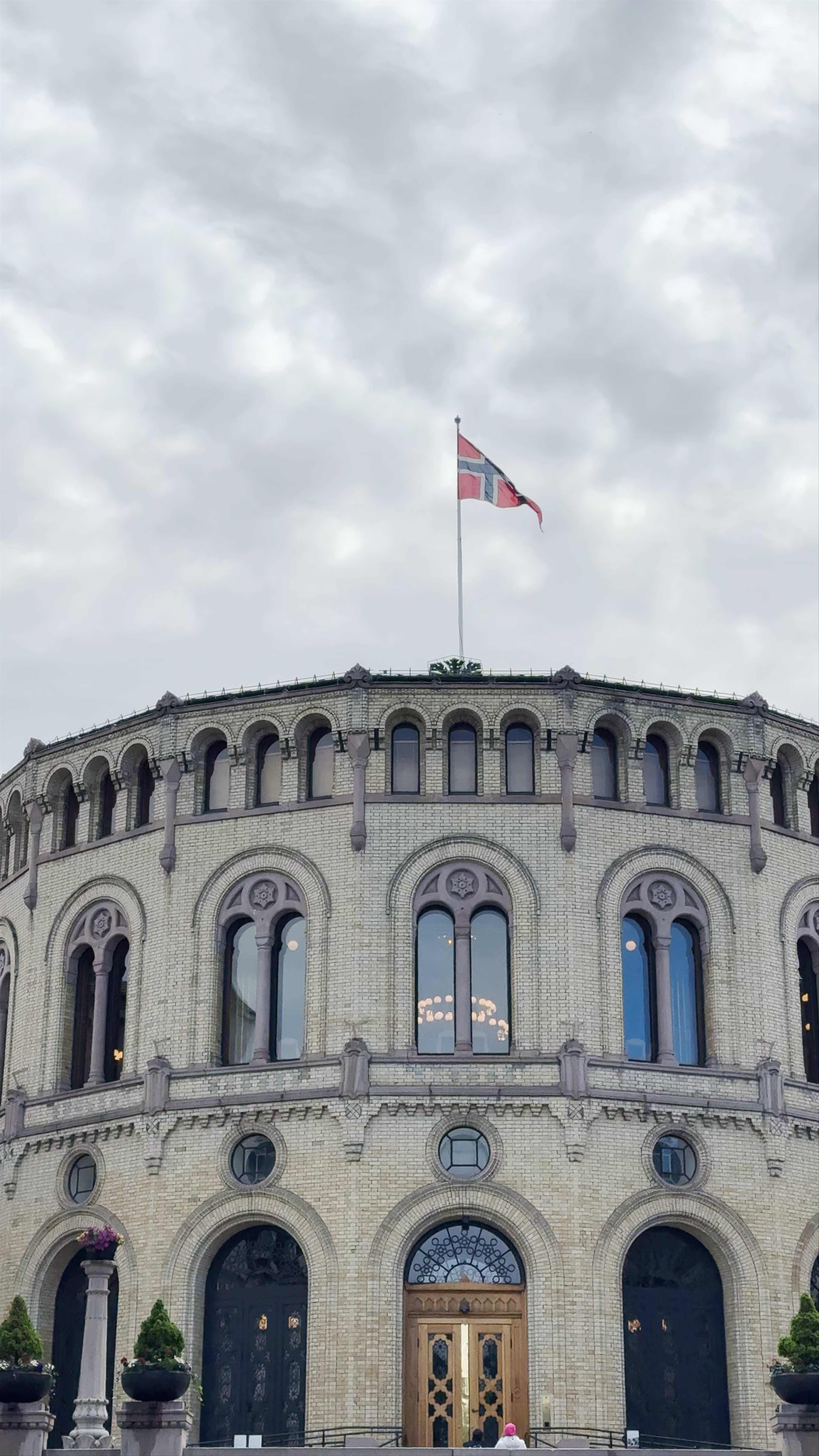 Parliament of Norway: Architectural Majesty in Oslo