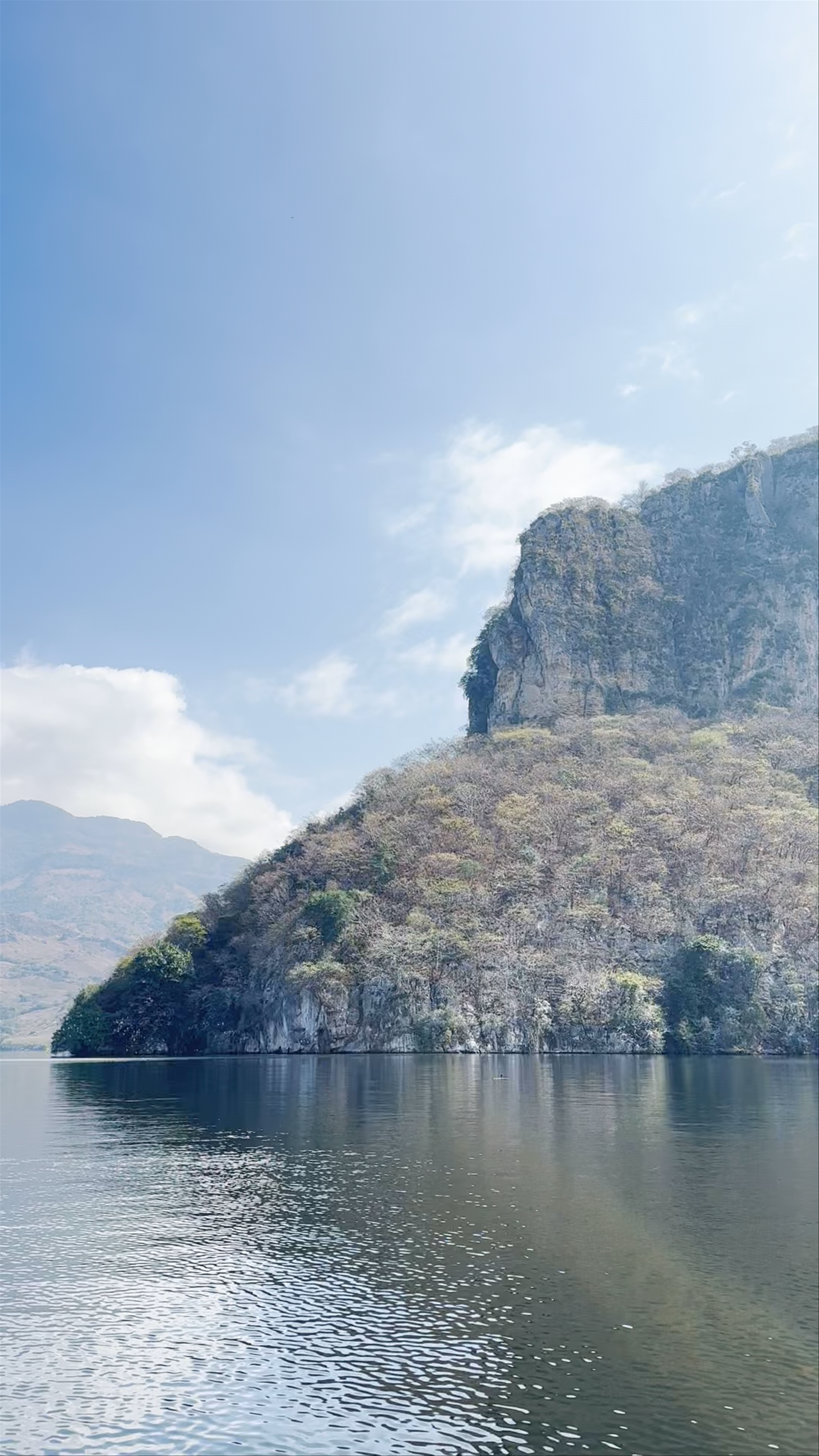 Monumento al Ingeniero y Trabajadores en la Presa Chicoasén