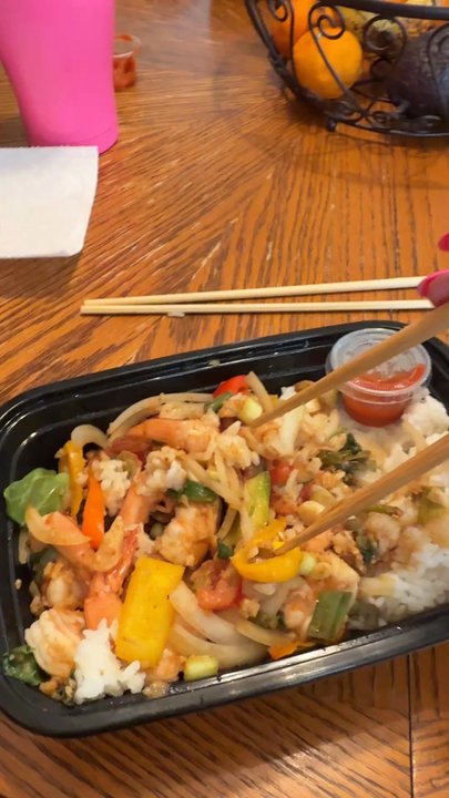 Thai Racha - Thai Near Me - Saint Louis, Missouri