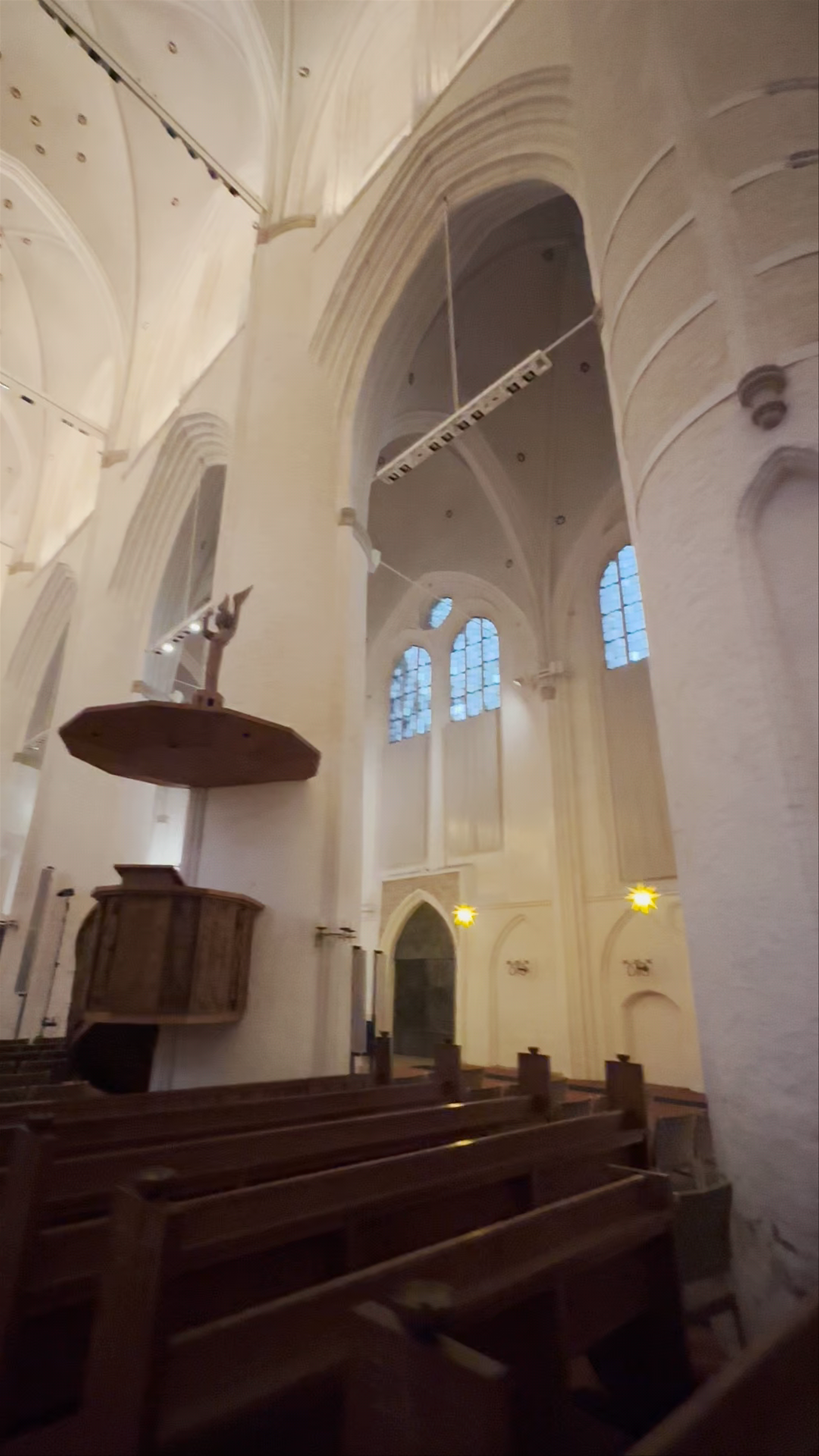 Iglesia de Santa Catalina: Gothic Serenity in Hamburg