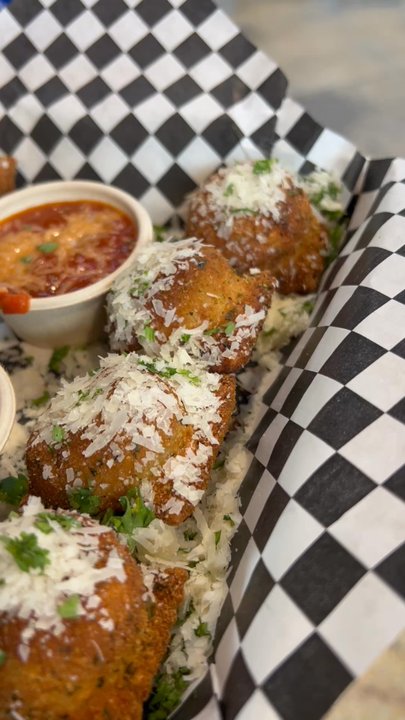STL Toasted - Italian Beef + Buffalo Chicken toasted ravioli - American Near Me - St. Louis, Missouri
